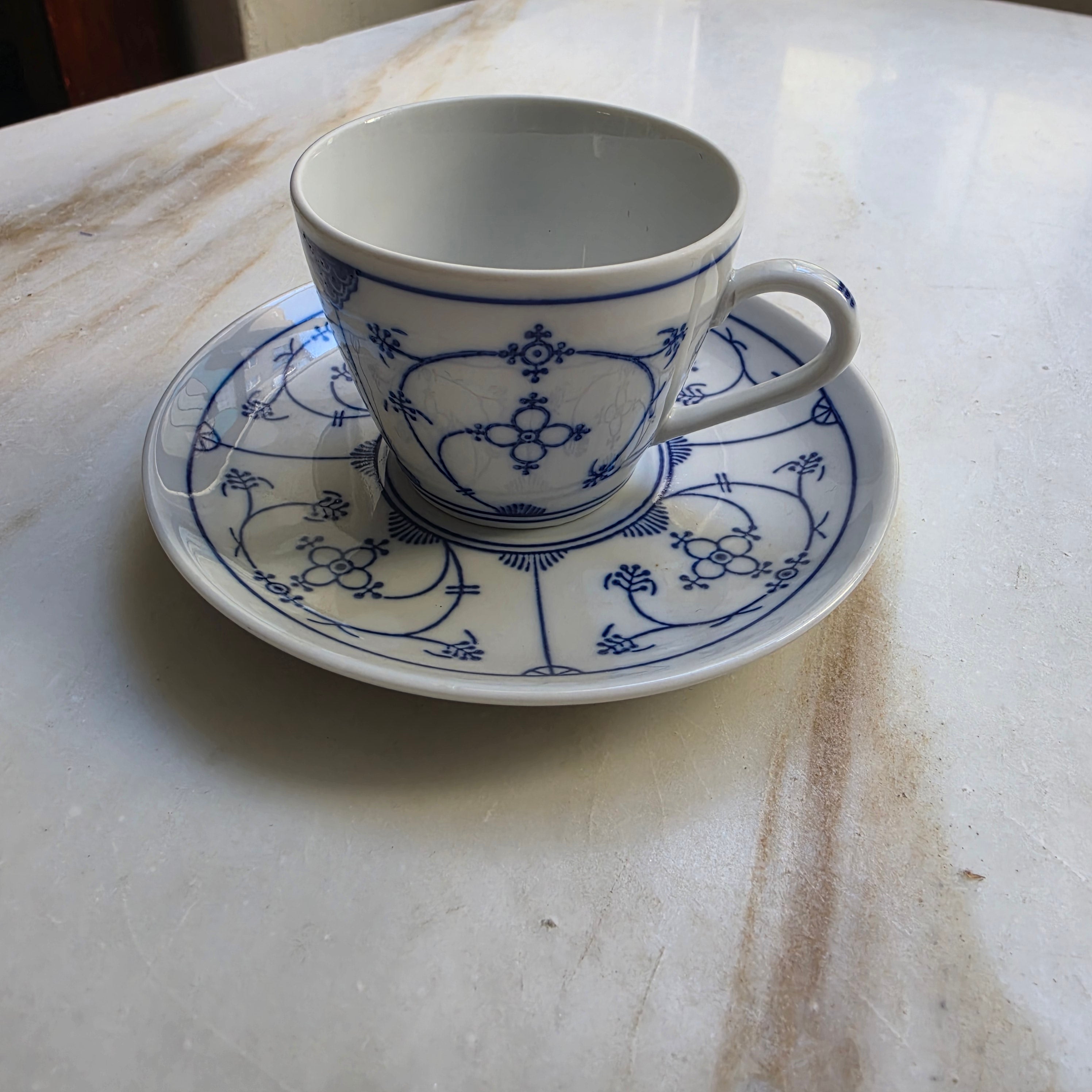 Vintage Jager Eisenberg 'Blau Saks' Kaffeetassen Tee Tasse Untertasse Set Strohblume