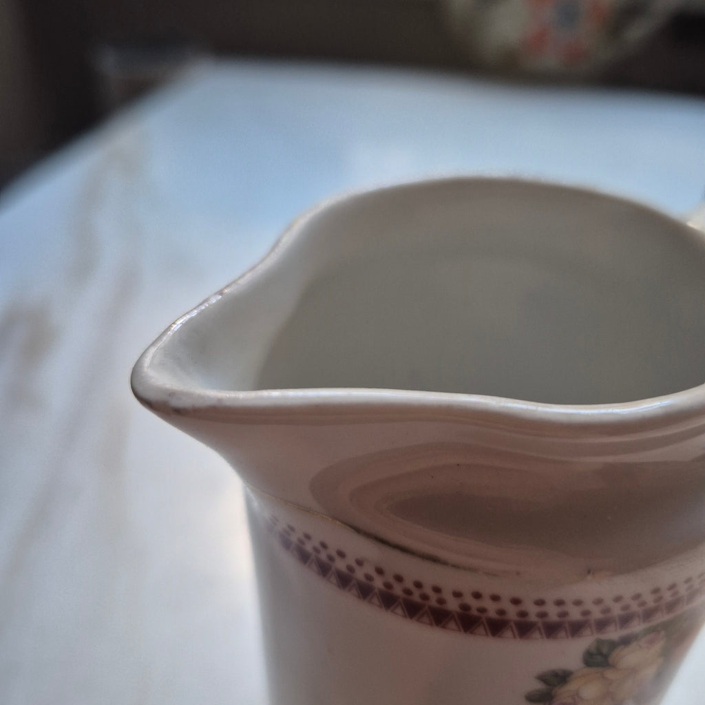 Antikes Milchkännchen Jugendstil handbemalt Blumendekor