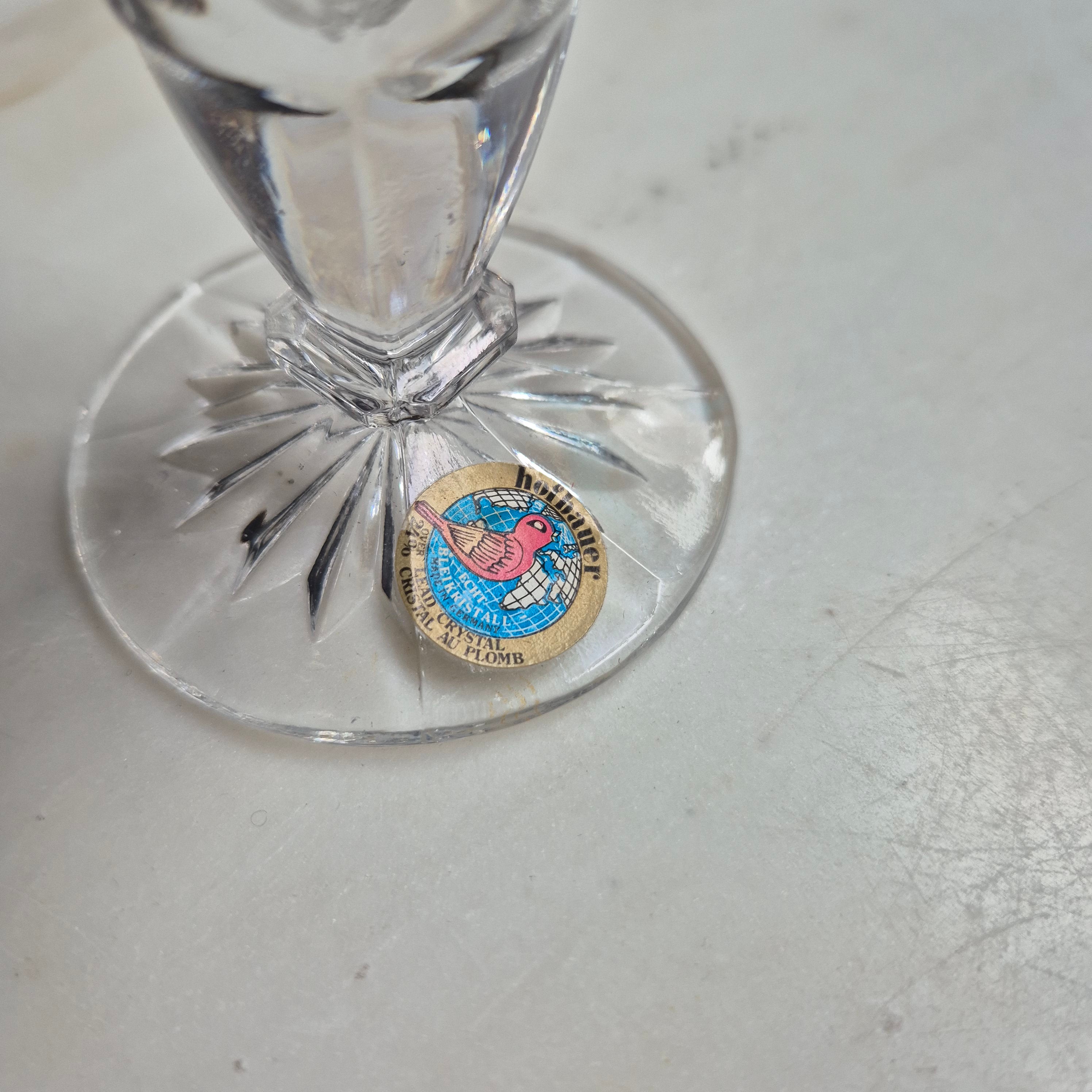 Vintage Bleikristall Hofbauer kleine Vase mit Vogelmotiv Weinrot