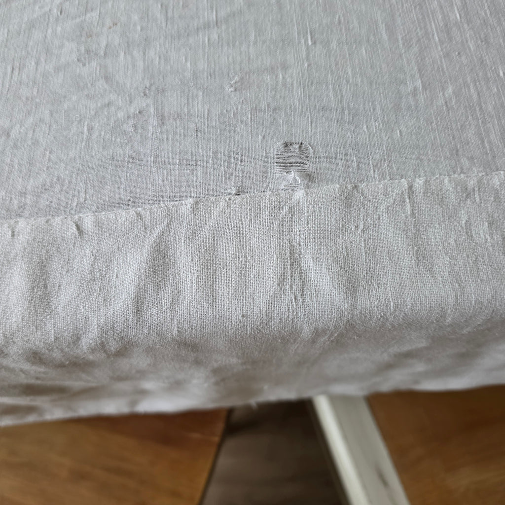 Antike Leinentischdecke mit Monogramm & Charme - Shabby Chic - Wabi-Sabi - 215x140cm