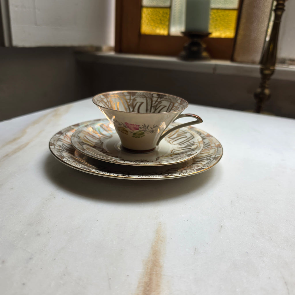 Vintage Porzellan Sammeltasse mit Unterteller & Kuchenteller (3-teilig) – Bavaria – Elegantes Golddekor & Blütendesign