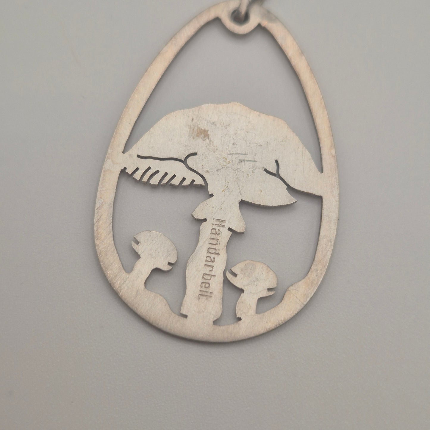 Handgemachter Vintage Pilz-Anhänger – Cut-Out Design🍄