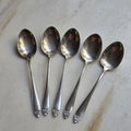 5er-Set Vintage Teelöffel / Kaffeelöffel mit elegantem Relief-Dekor