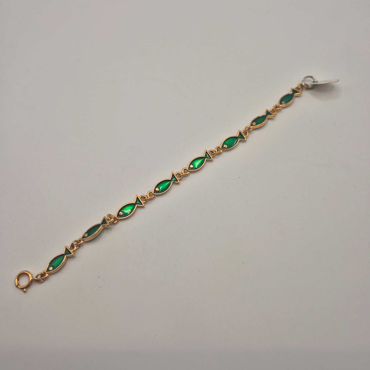 Goldenes Vintage Armband mit grünen Emaille-Fischen 70er Jahre