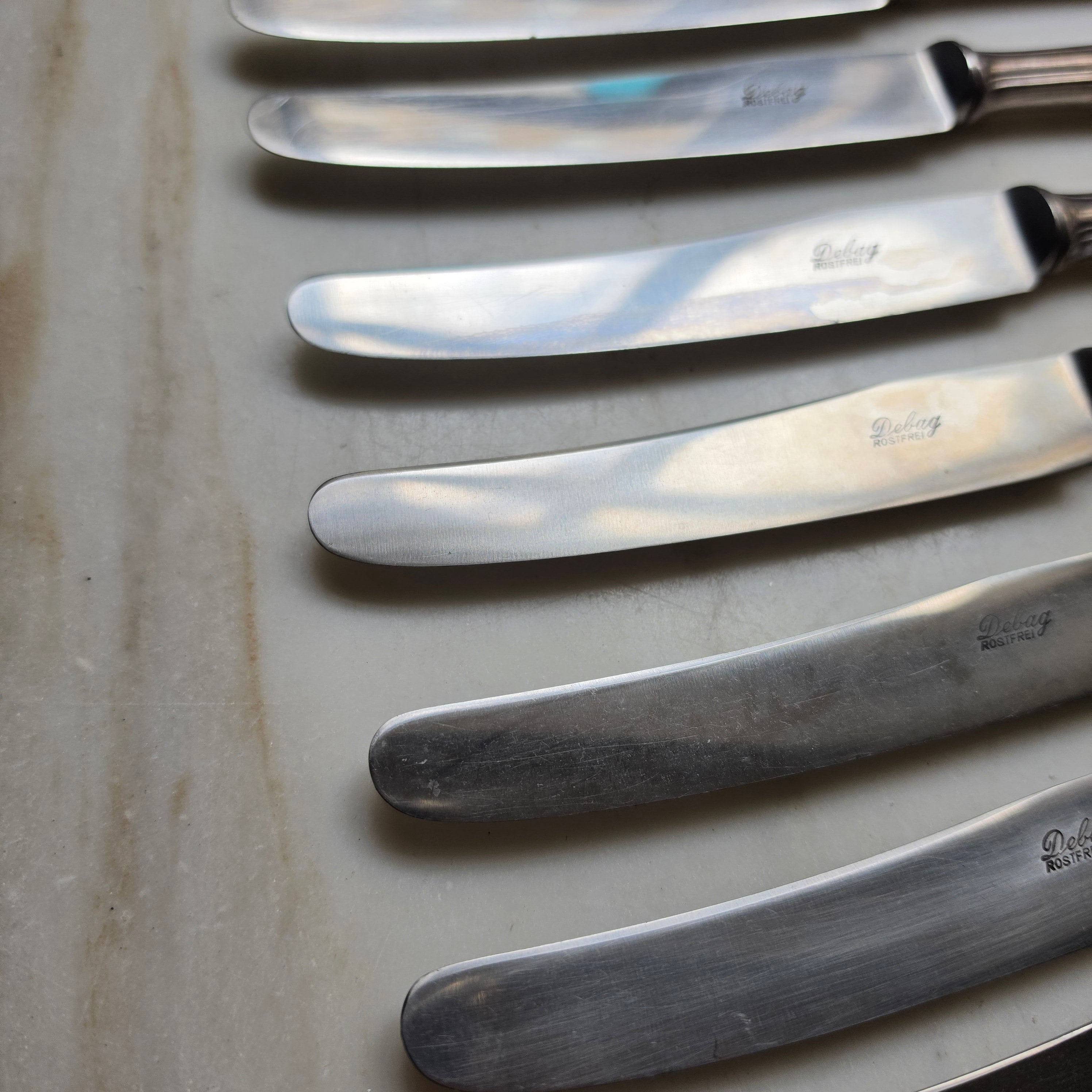 11x Antike Debag Rostfrei Messer sehr lang 40er Jahre versilbert 90 - zum aufpolieren!