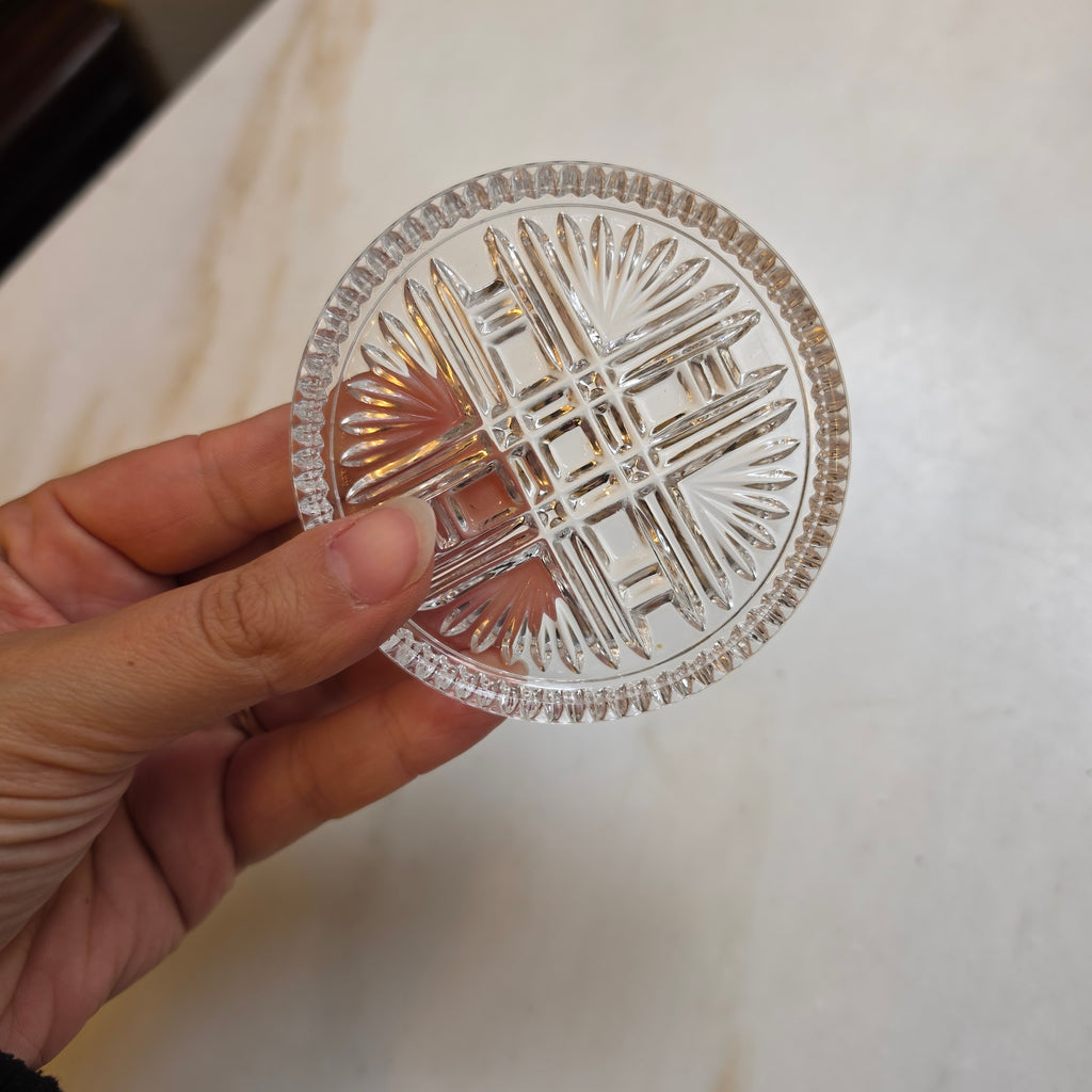 Eleganter Vintage Kristallschalen-Untersetzer mit Diamantschliff