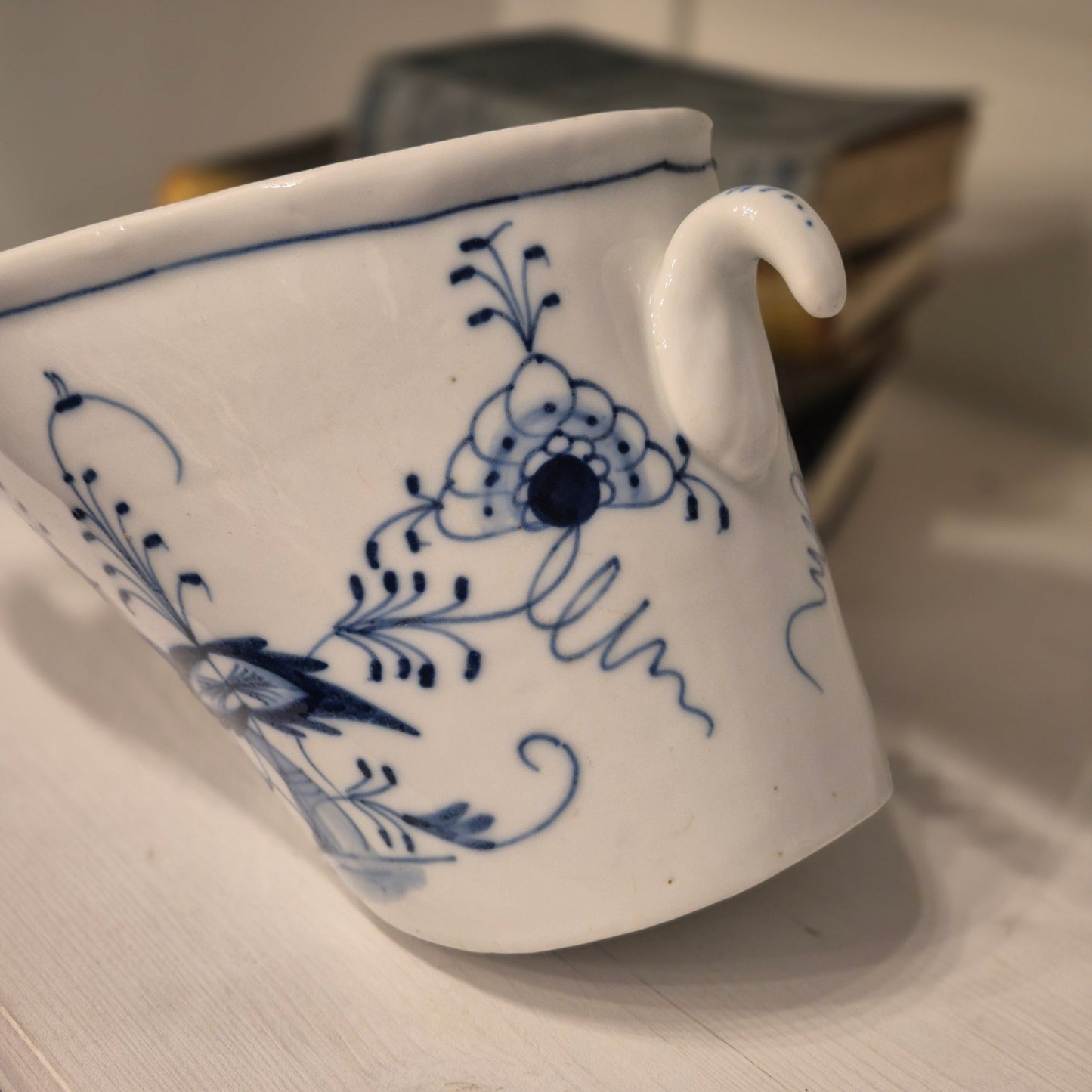 Antikes Sieb Porzellan Wandsieb Zwiebelmuster blau weiß