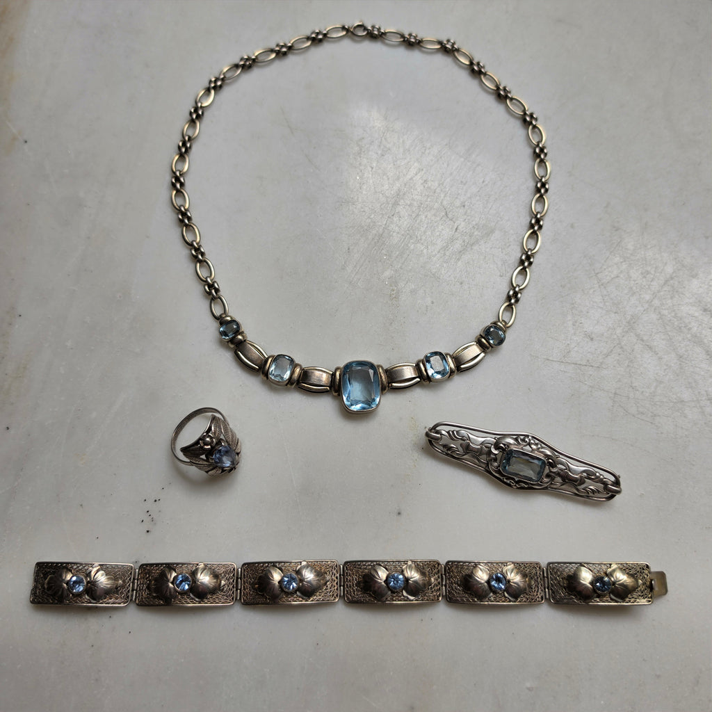 Traumhaftes antikes Art Deco Silber-Schmuckset mit Aquamarin Steinen