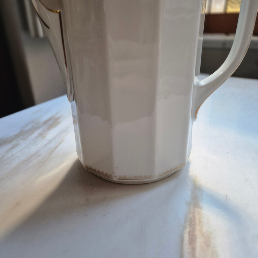 Antike Kaffeekanne Porzellan weiß mit Goldrand 30er Jahre "C.T. Altwasser & Silecia"