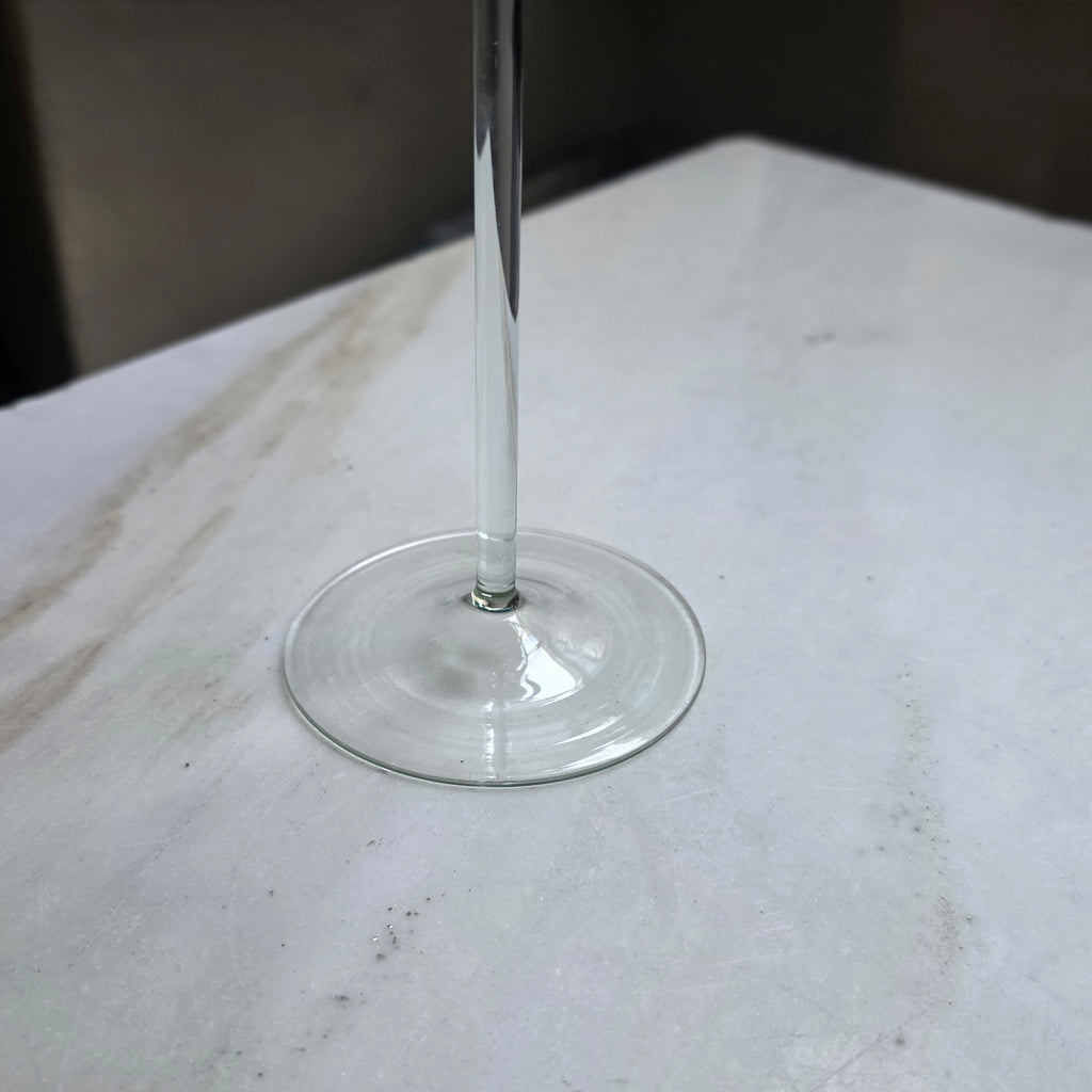 Elegantes Vintage Glas-Kelchglas mit langem Stiel – Bernsteingelb / Amber