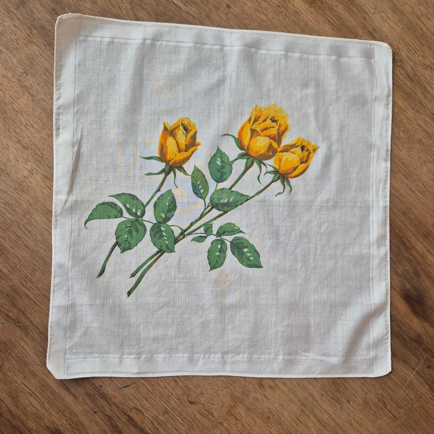 Vintage Stofftaschentuch weiß bedruckt mit Rose Baumwolle 32x34cm