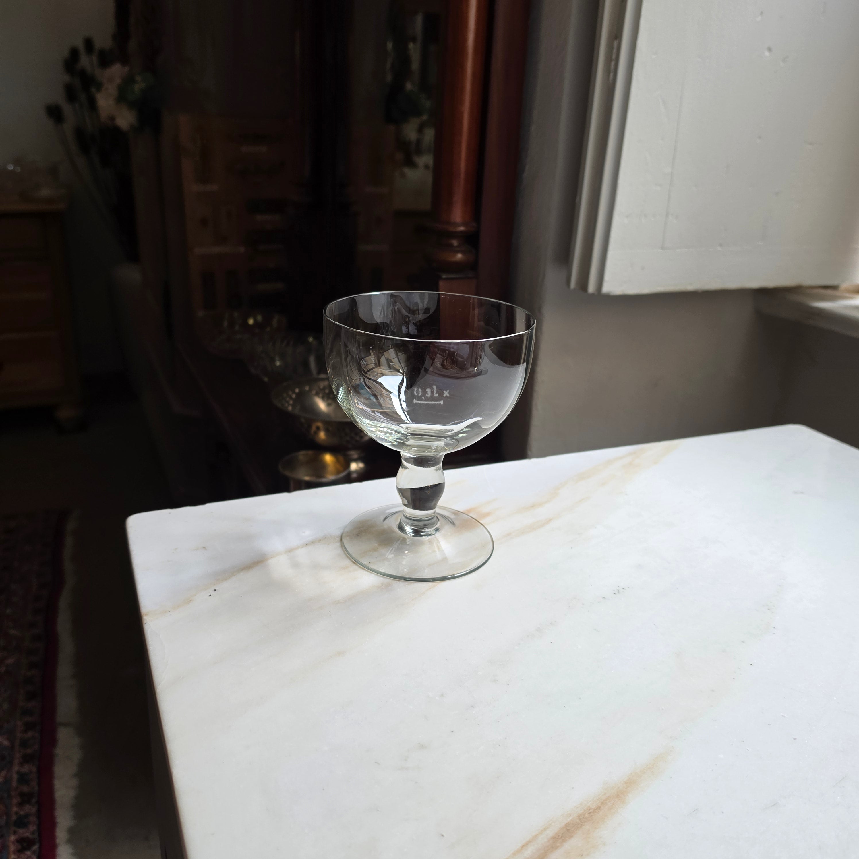 Elegante vintage Bonbonschale - Glas auf Fuß (0,3 l)