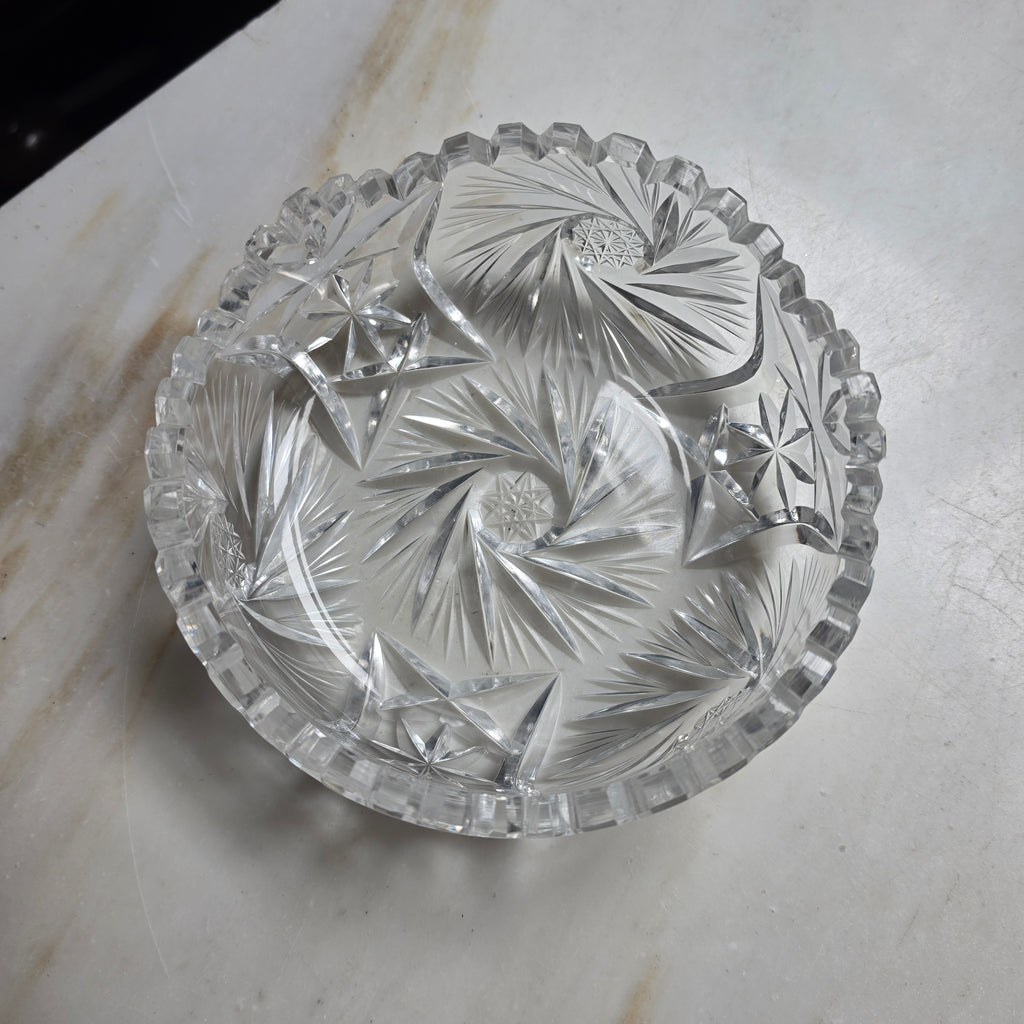 Elegante Bleikristall-Schale mit Facettenschliff – Vintage Kristallschale