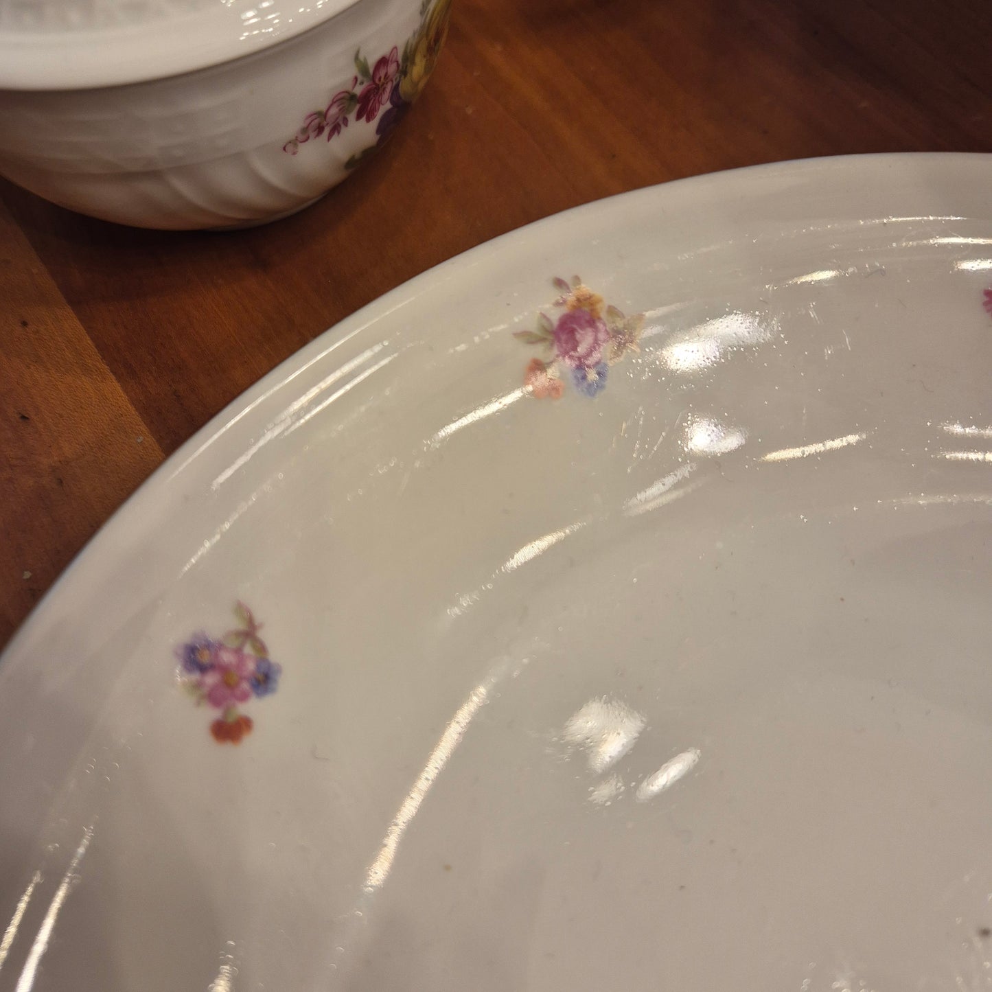 Antike Porzellanplatte Teller Blumendekor weiß Goldrand Koenigszelt Made in Poland