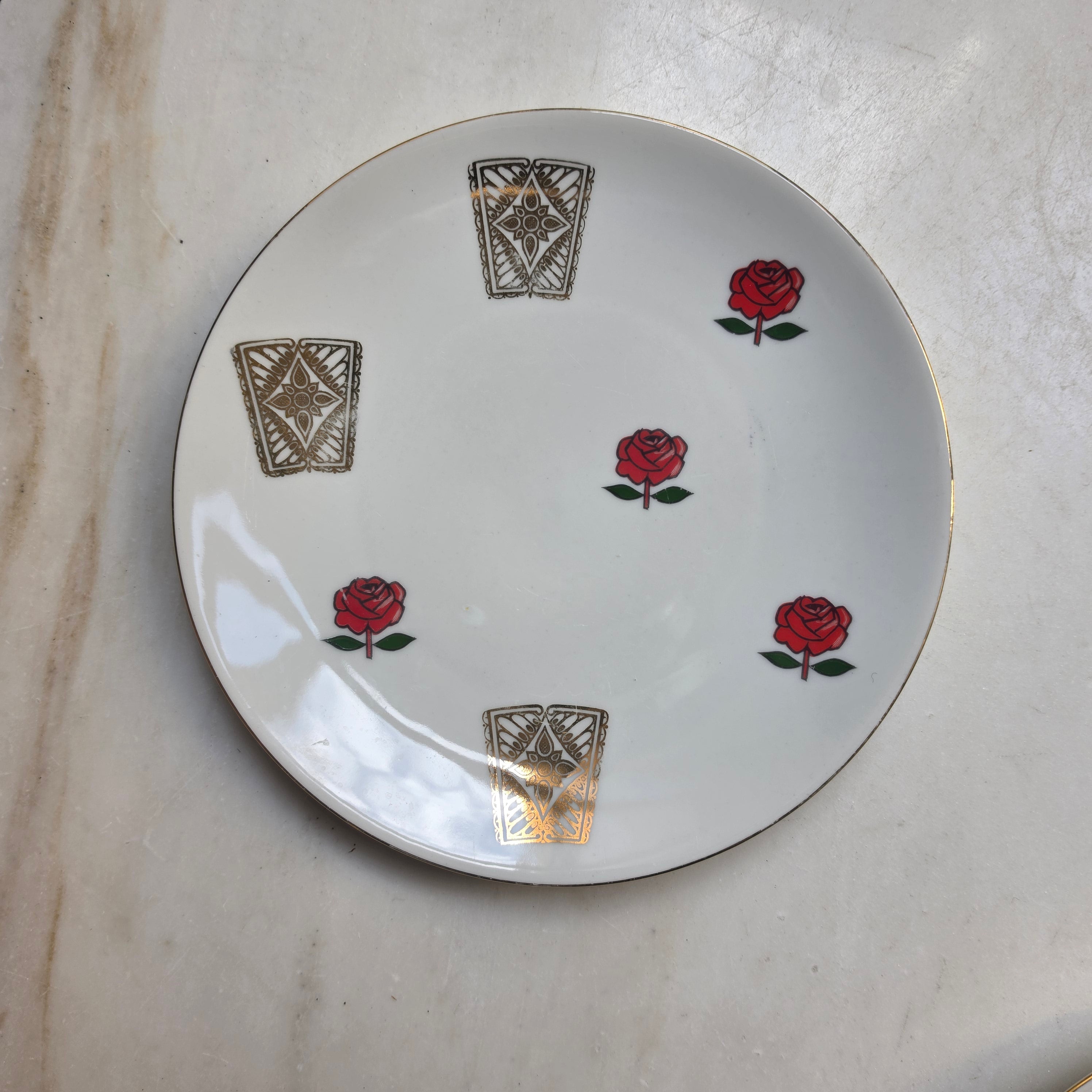 Vintage Mitterteich Bavaria Porzellanteller mit Rosen & Goldverzierung – Mid-Century
