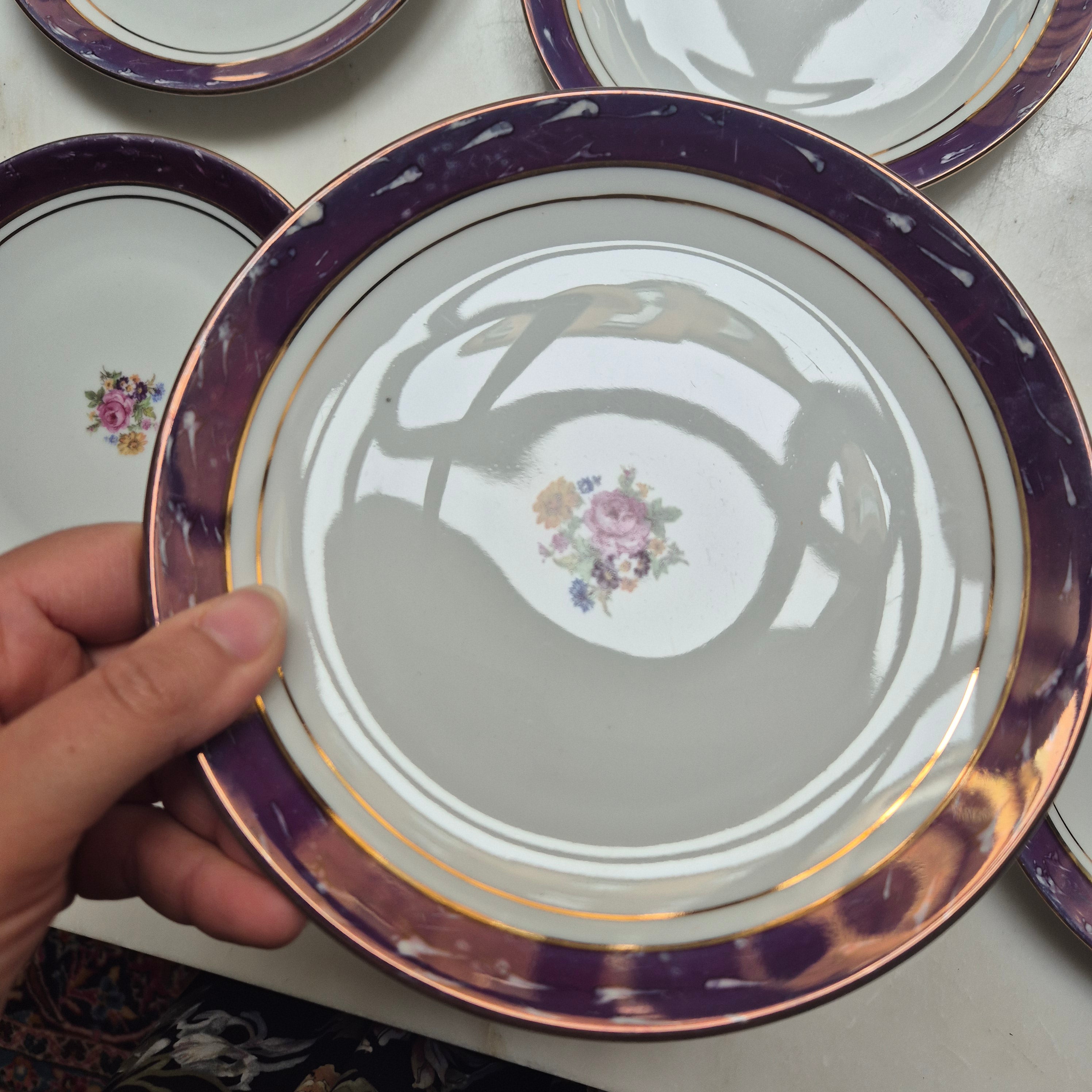 6x Antike Kuchenteller Blumendekor weiß mit lila Goldrand