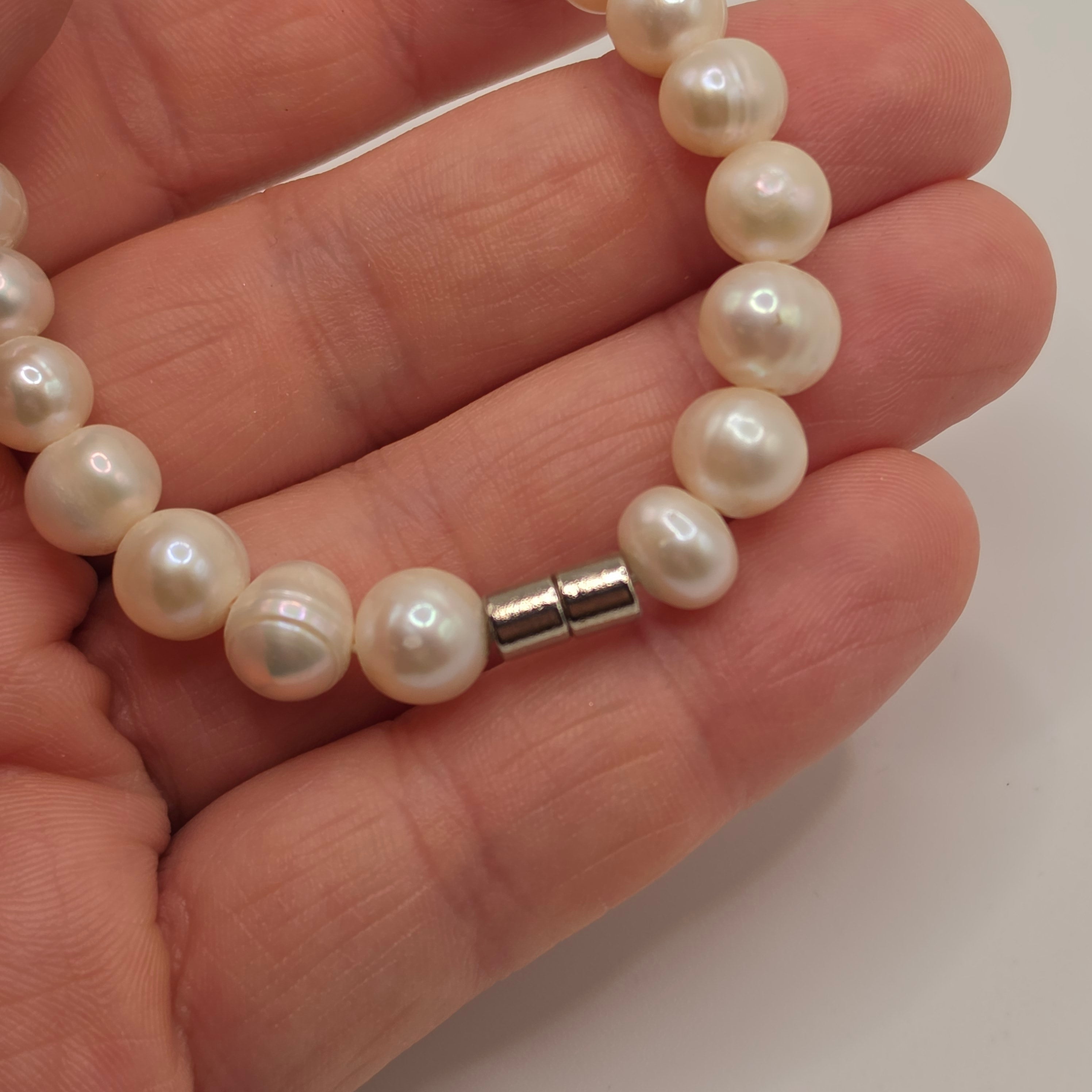 Elegantes Vintage echte Süßwasserperlen-Armband mit Türkis-Akzenten & Magnetverschluss