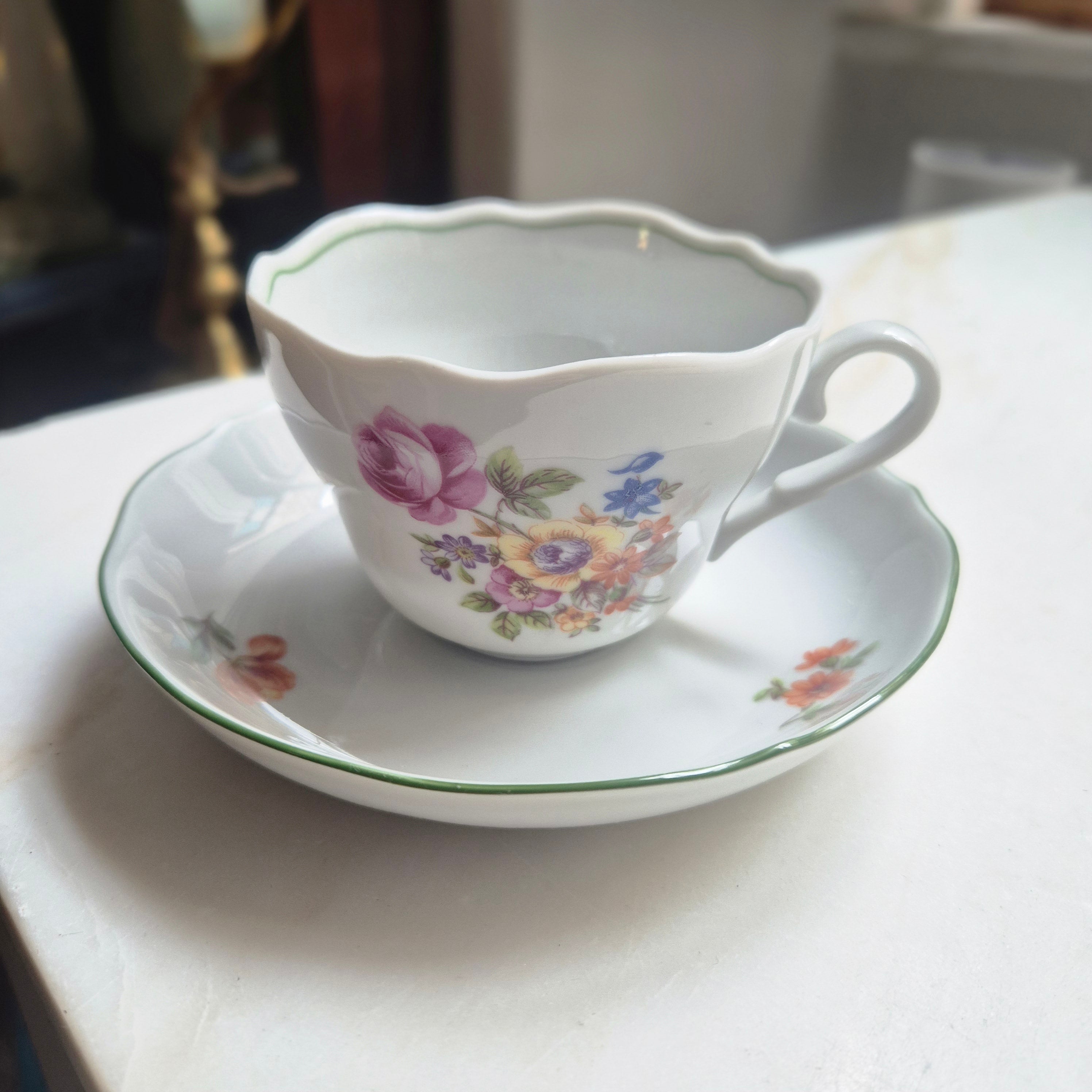 Vintage Kaffee- Teetasse von Kahla Blumendekor