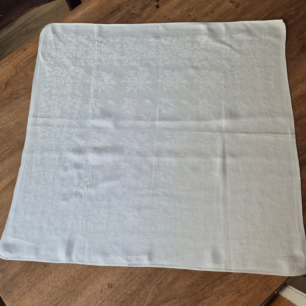 Antike Jugendstil Serviette / Mitteldecke mit Monogramm C.A