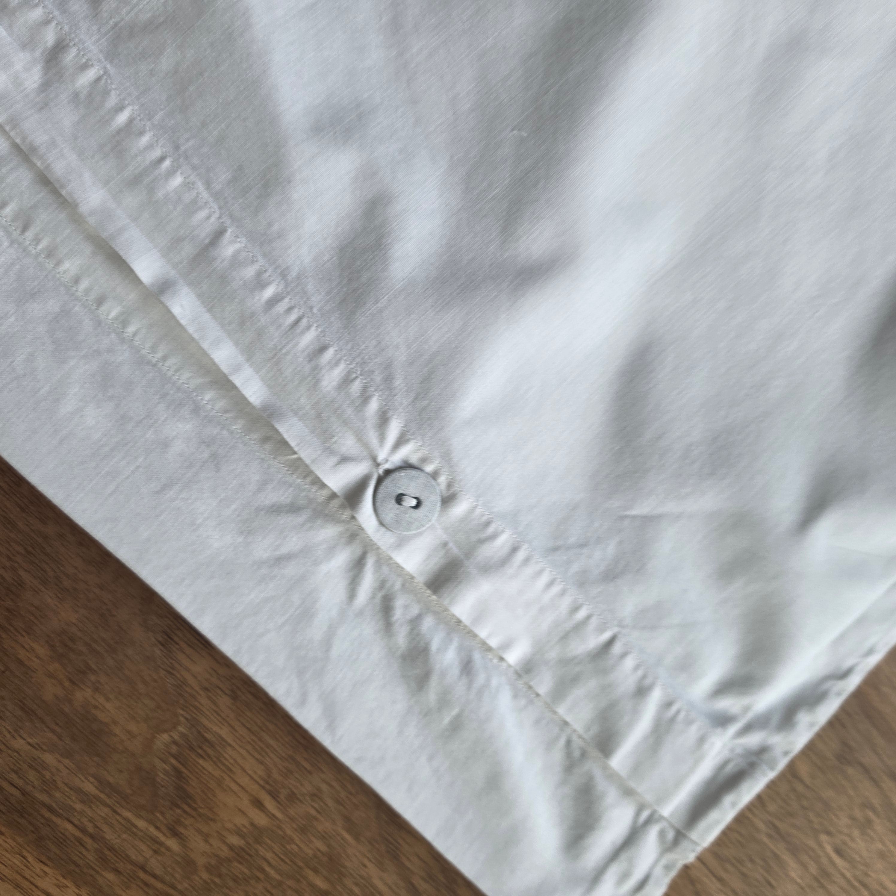 Baumwolle Upcycling-Potenzial pur: Shabby Chic Kissenhülle mit Häkelspitze - 65x75cm