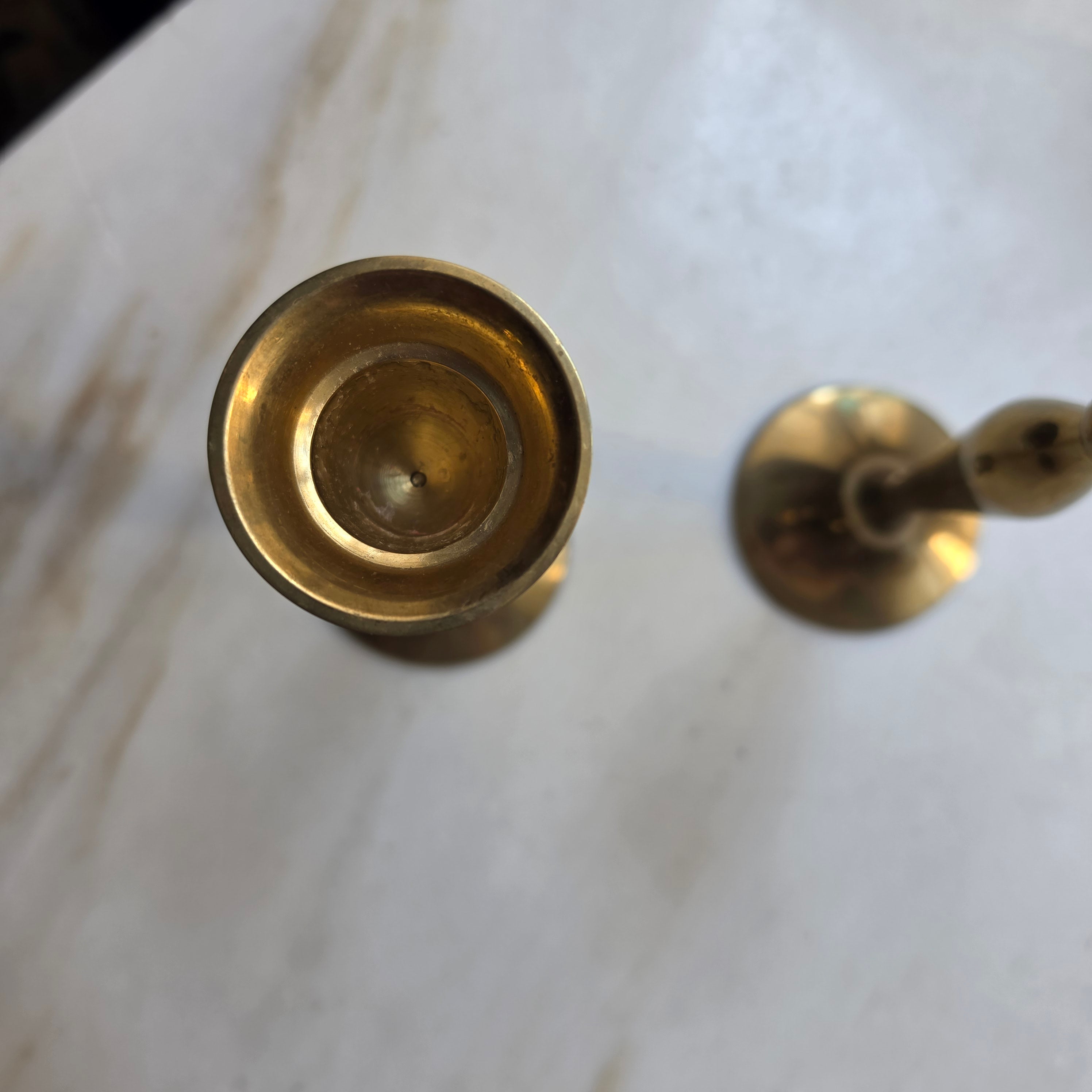 2x Vintage Messing Kerzenständer Set – Elegante Tafeldekoration
