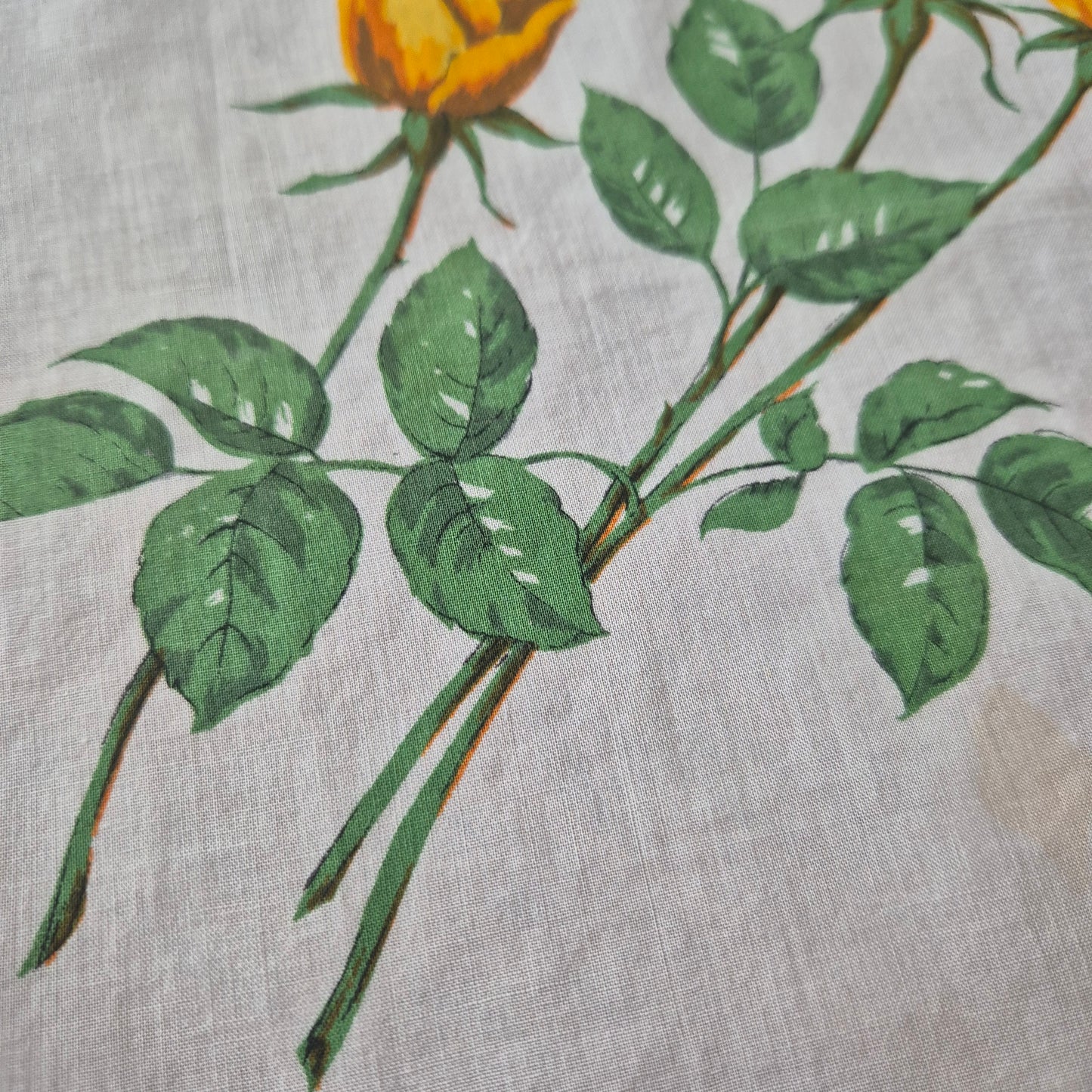 Vintage Stofftaschentuch weiß bedruckt mit Rose Baumwolle 32x34cm