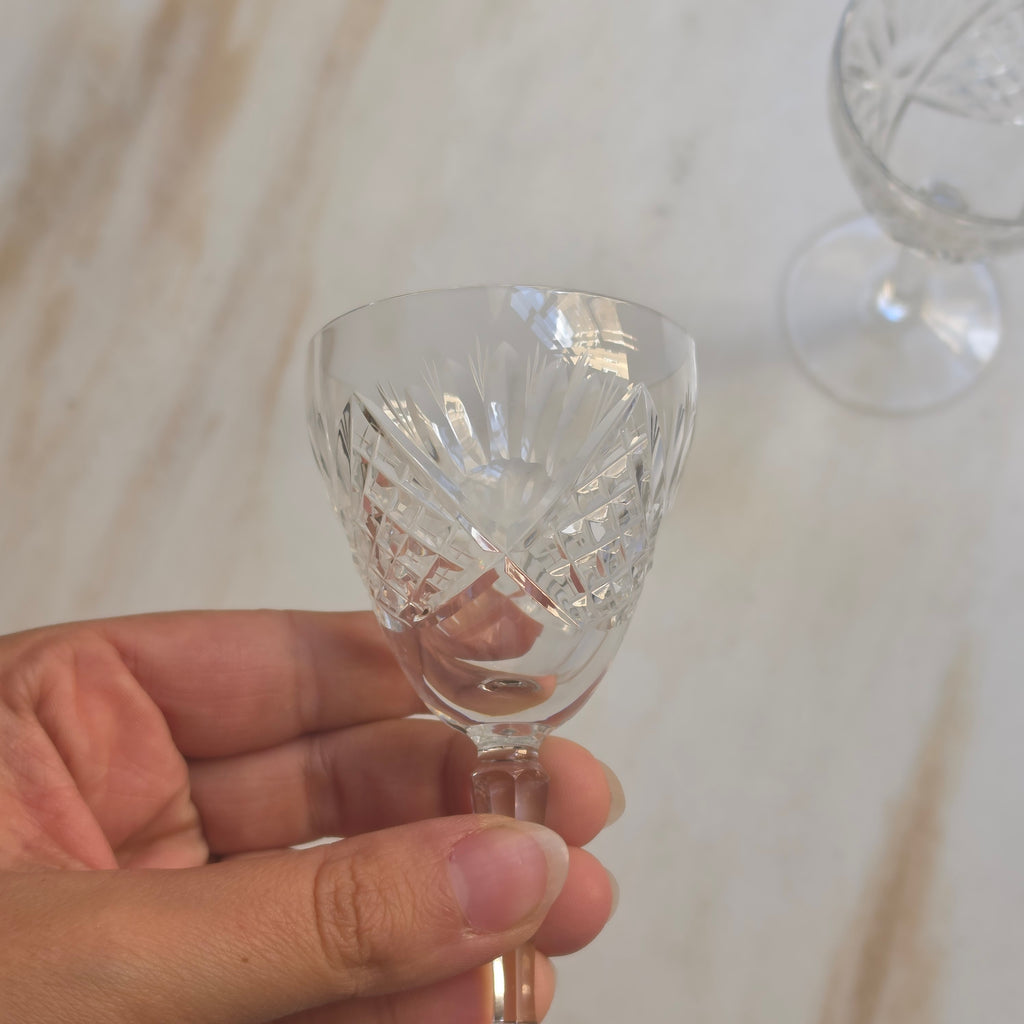 Exquisites 2er-Set Kristallglas-Likörkelche – Handgeschliffene Eleganz für Genießer