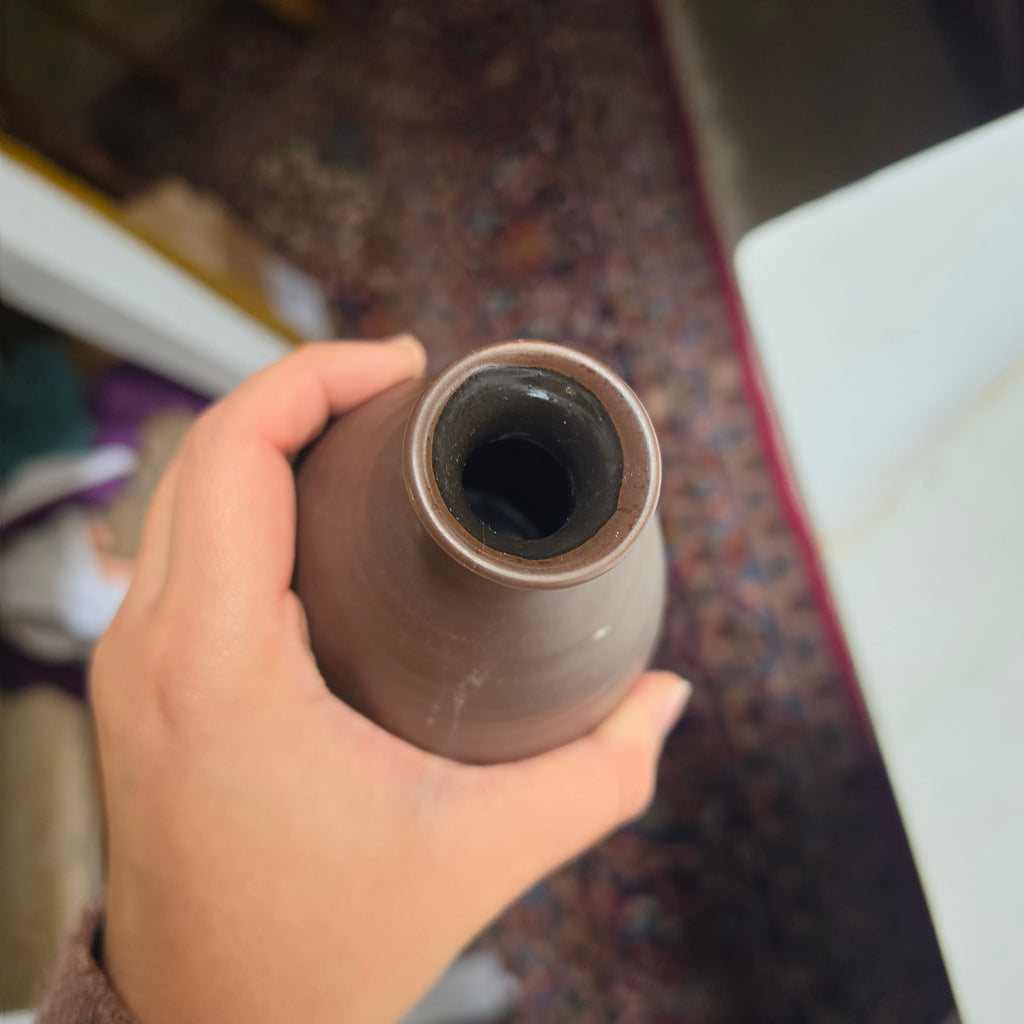 Handgemachte Keramik-Vase - Sake-Karaf (Dunkelbraun)