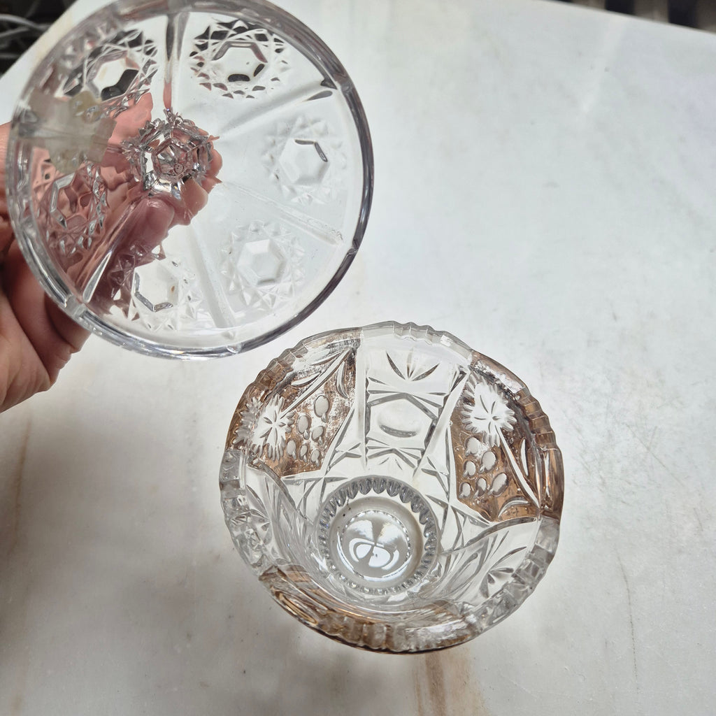 Vintage Bonboniere Schale aus Bleikristall mit Deckel - von Anna Hütte