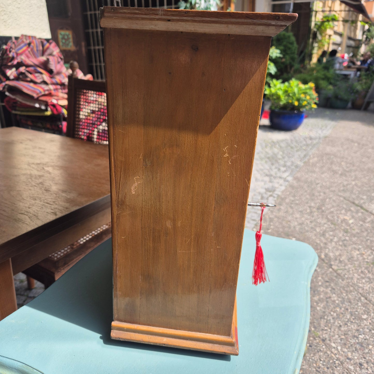 Jugendstil kleines Hängeschränkchen mit originalem Glas Medizinschrank Badschrank Flurschrank