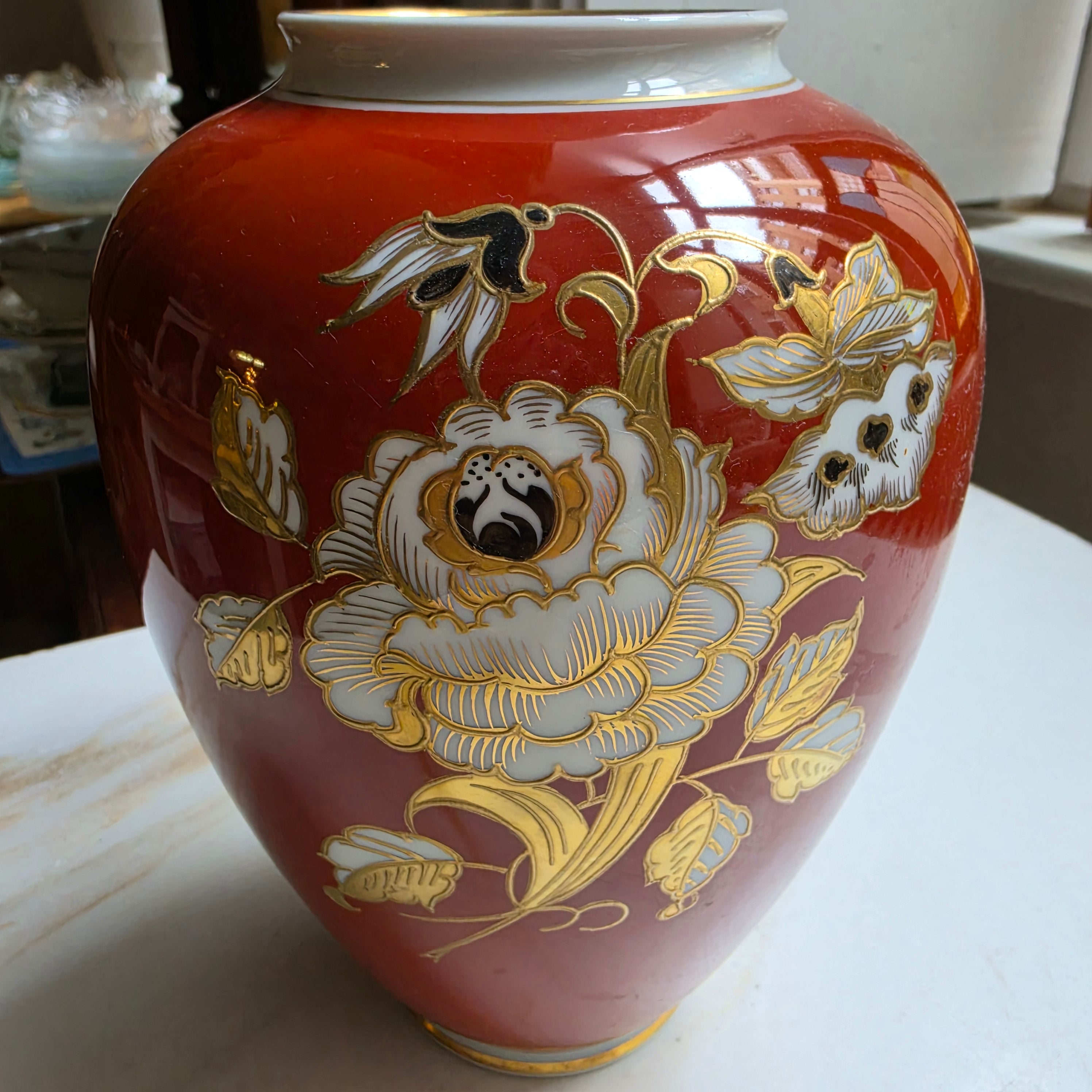 Edle Vintage Porzellan-Vase von Wallendorf – Goldrelief & Handgemalt (DDR)