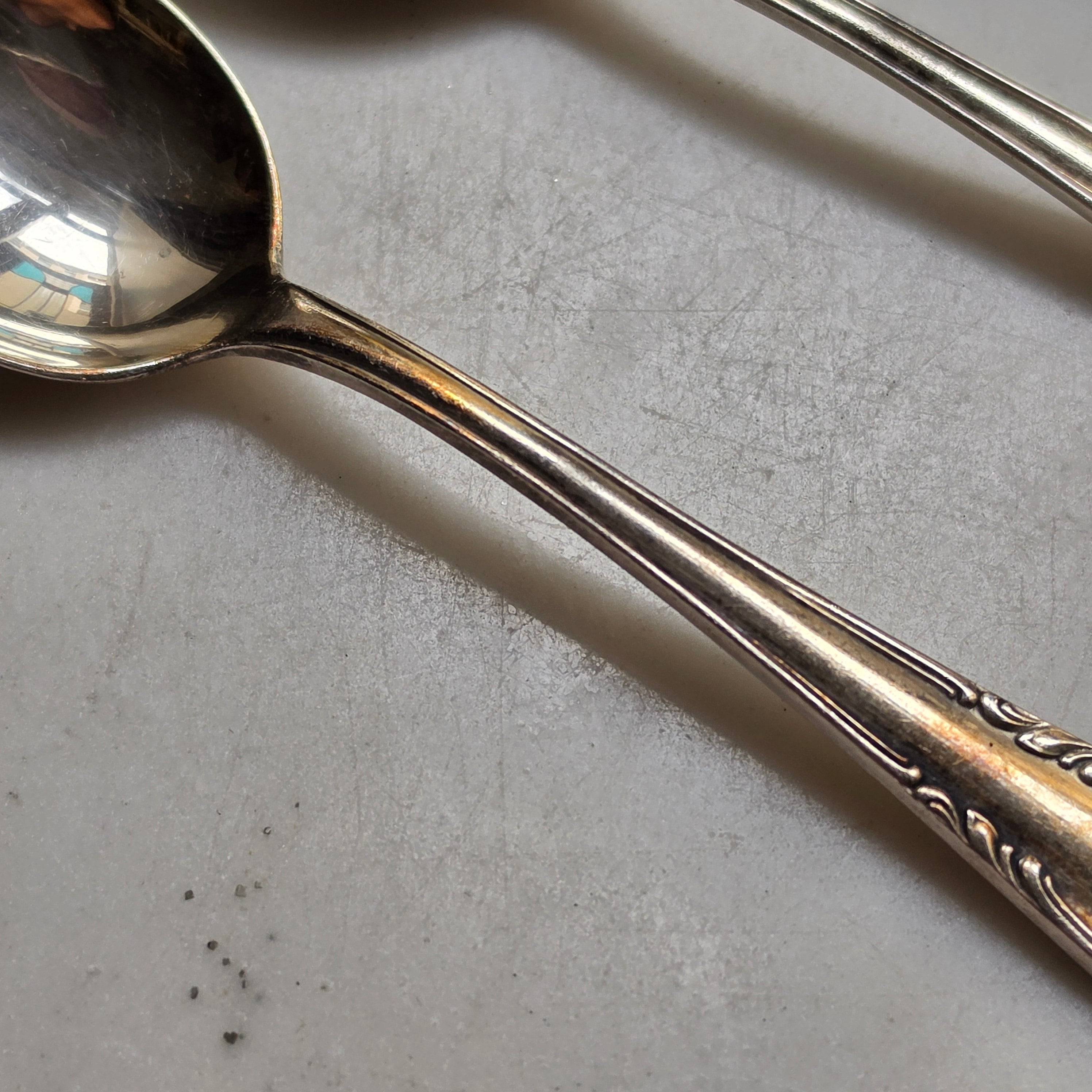 6er Set Antike Kaffeelöffel - Teelöffel – Versilbert mit eleganter Ornament-Prägung