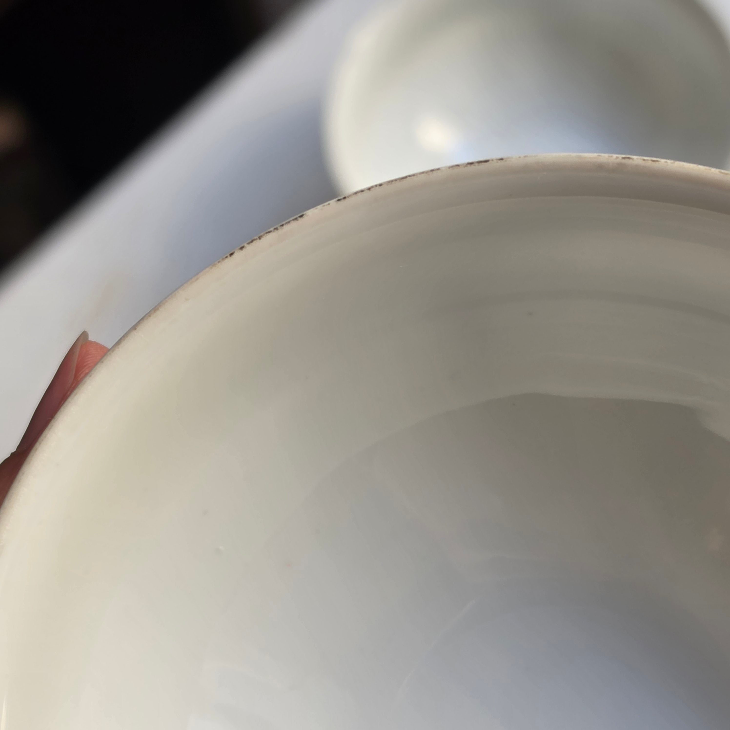 Vintage Rosenthal Porzellan Tassen Set (5-teilig) – Weißes Geschirr mit Relief-Standfuß & elegantem Henkel