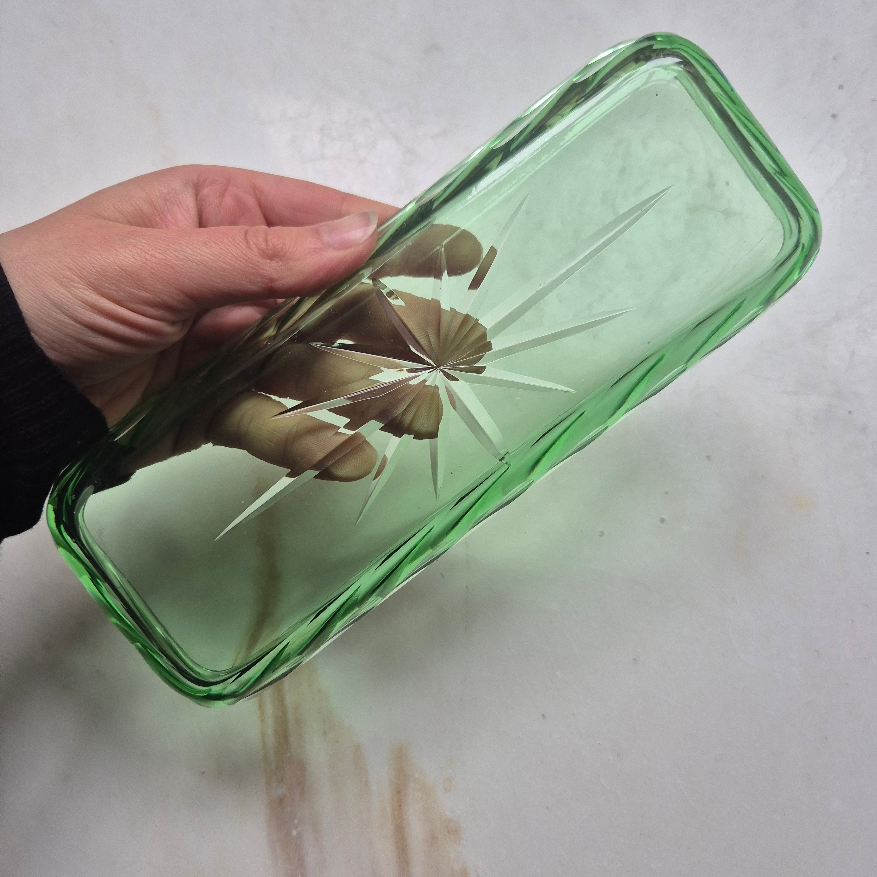 Art Deco Glasschale - Schmuckschale - Ablage - grün