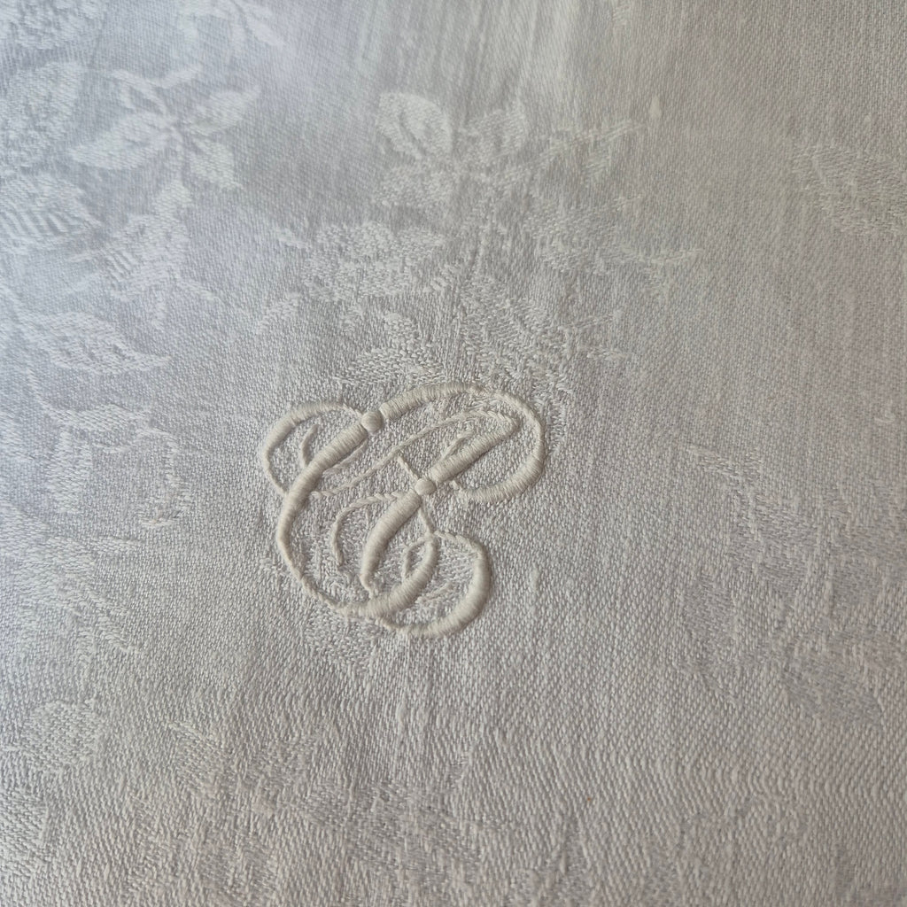 Antike Jugendstil Serviette / Mitteldecke mit Monogramm C.A