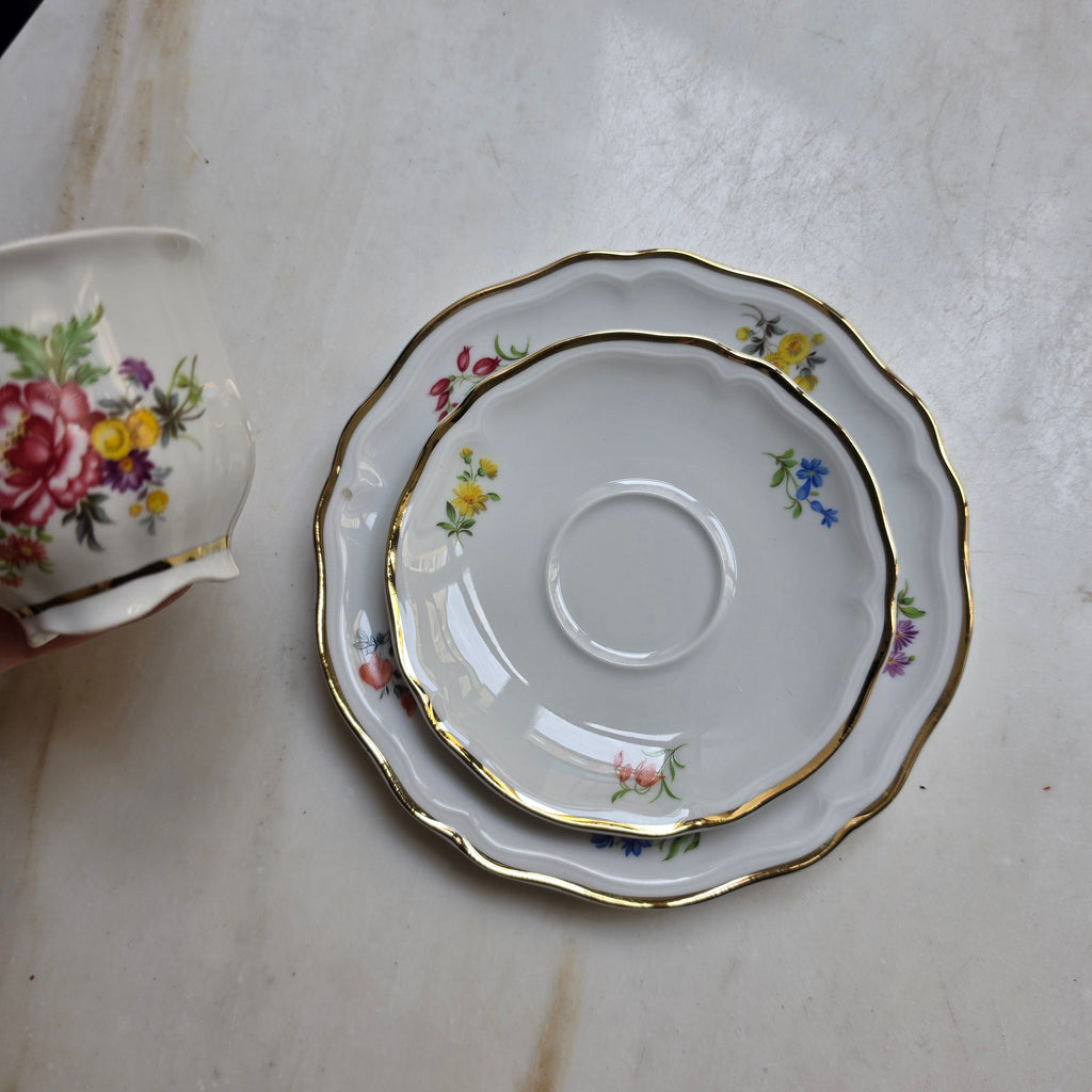 Vintage Schirnding Bavaria 3-teiliges Kaffeegedeck – Romantisches Blumendekor mit Goldrand