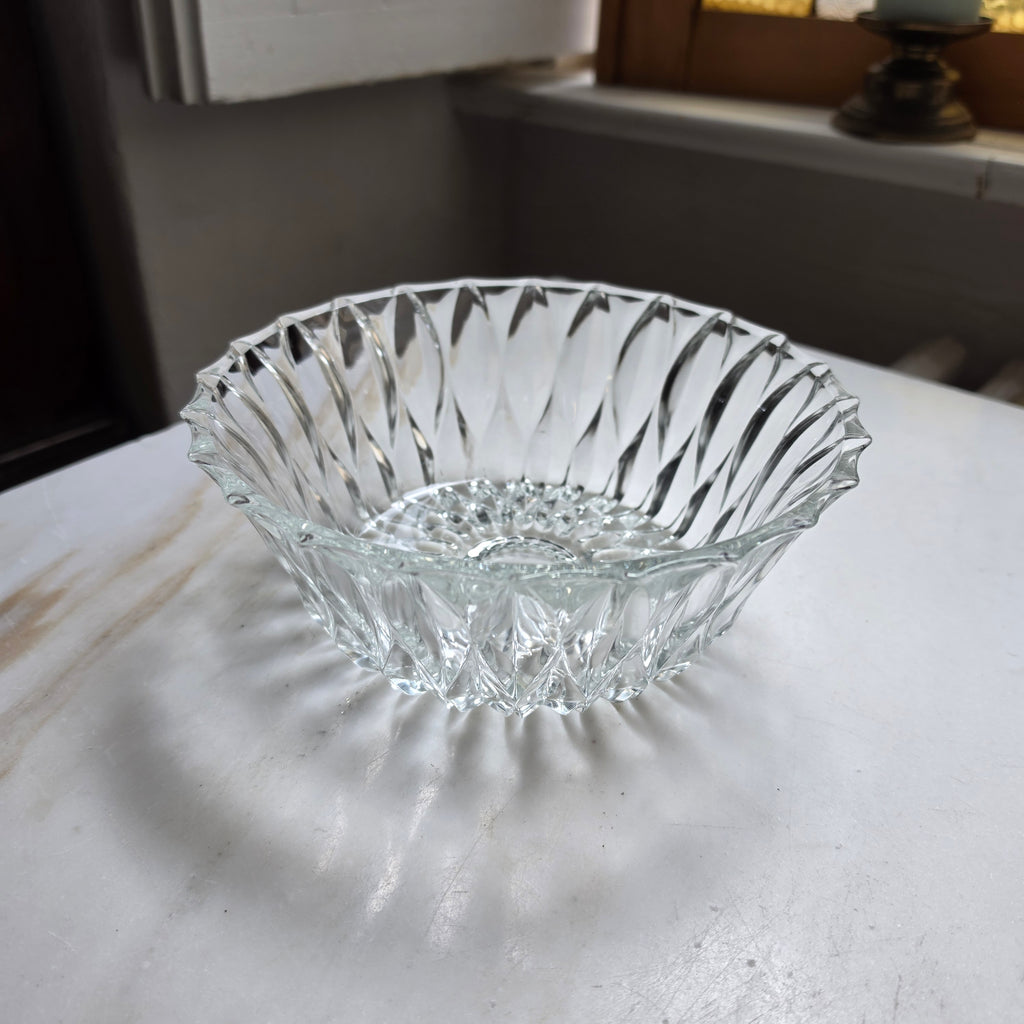 Eleganter Bleikristall-Schale mit Sternschliff – Kristallglas Schüssel
