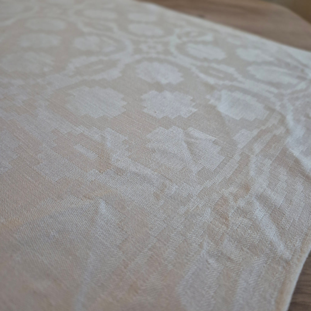 Antike Jugendstil Serviette/Mitteldecke weiß 83x95cm Damast leichte gelbe Flecken