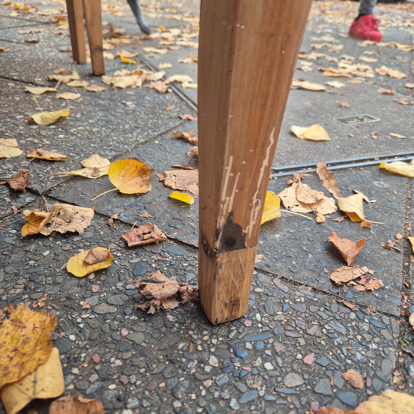 Antiker Biedermeier Tisch von 1860 mit Schublade 74x95cm Vollholz