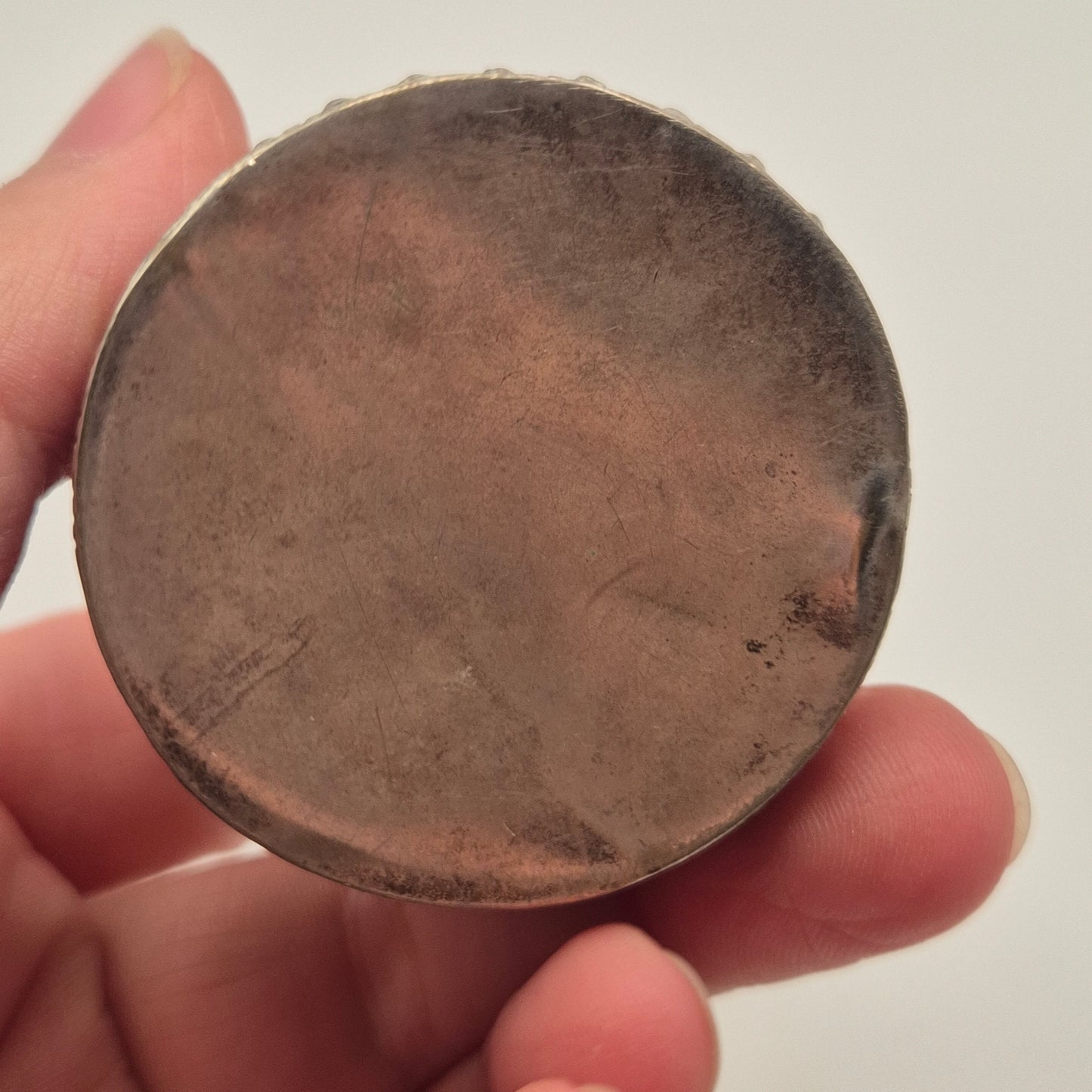 Kleine Vintage Pillendose Schmuckschatulle