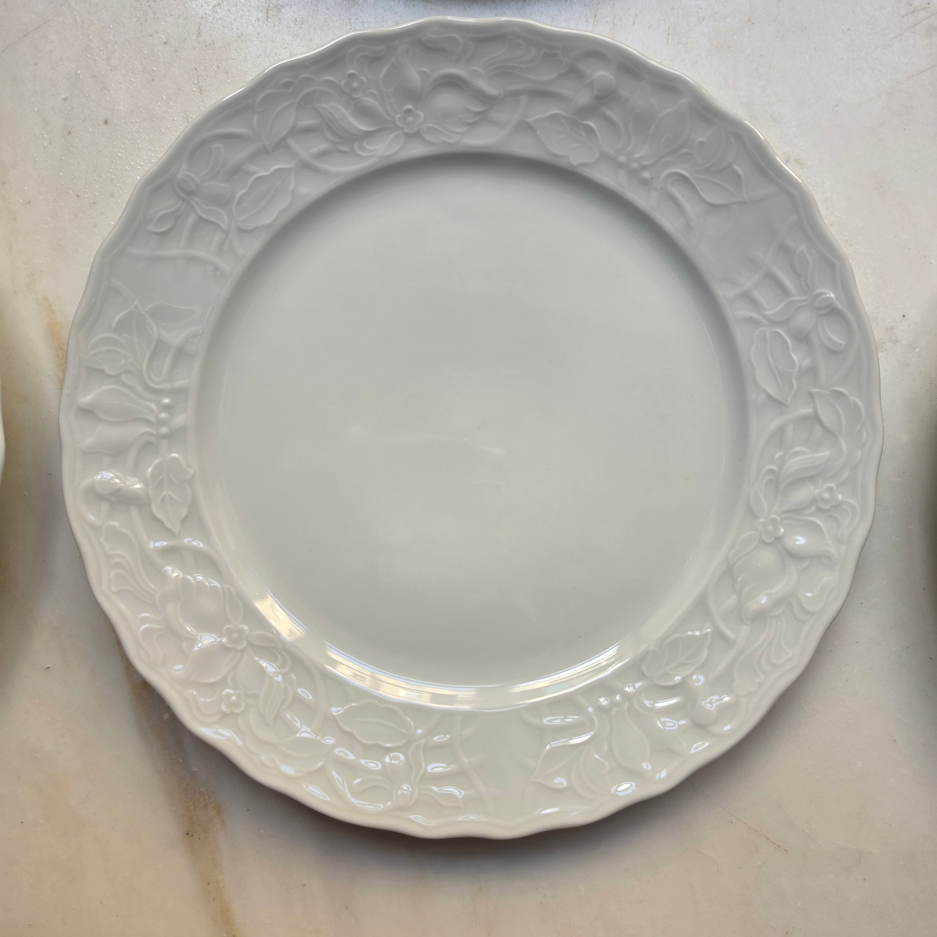Vintage Mitterteich Bavaria Teller 6er Set - Weißes Porzellan mit Floralem Relief