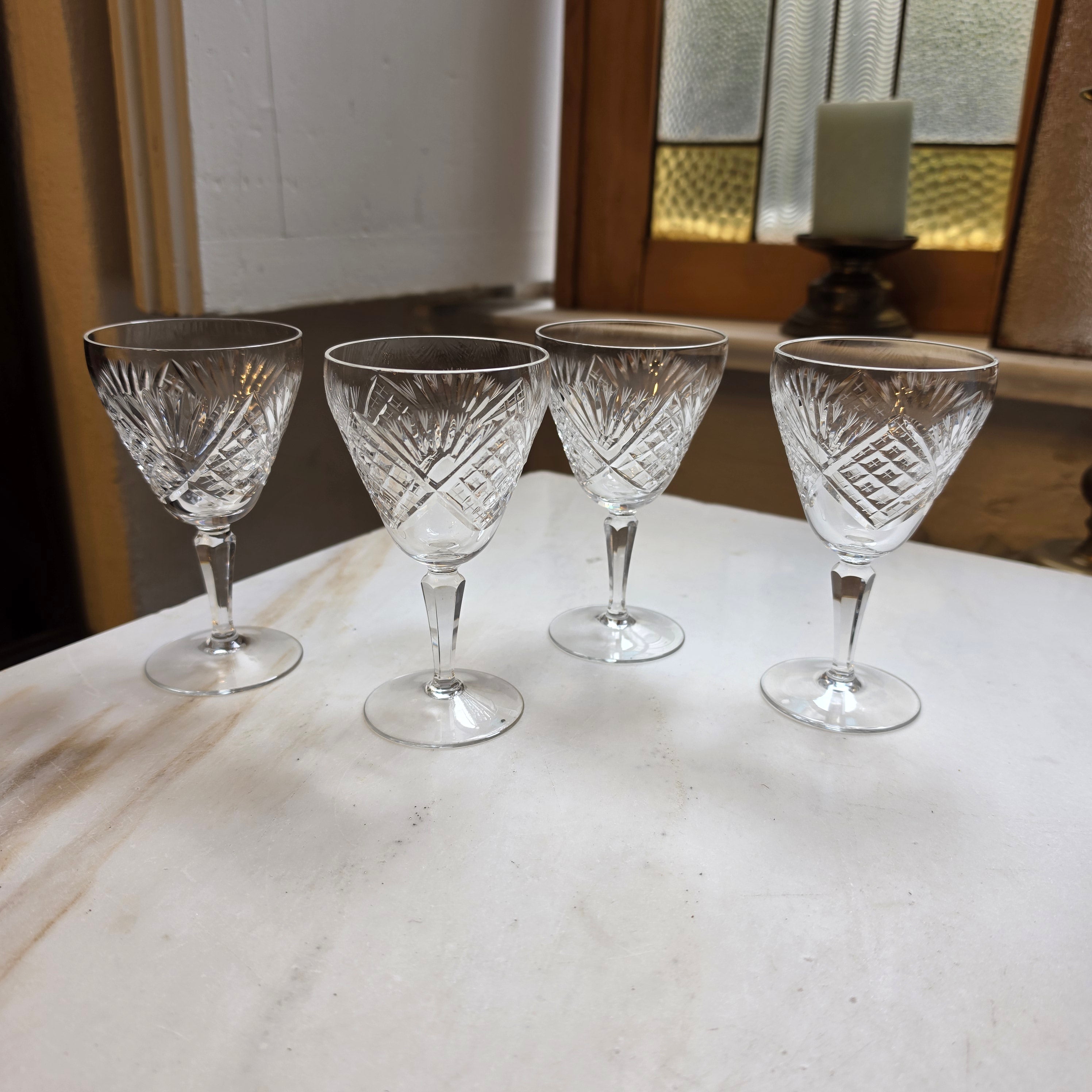 4x Antike Bleikristallgläser mit klassischem Facettenschliff