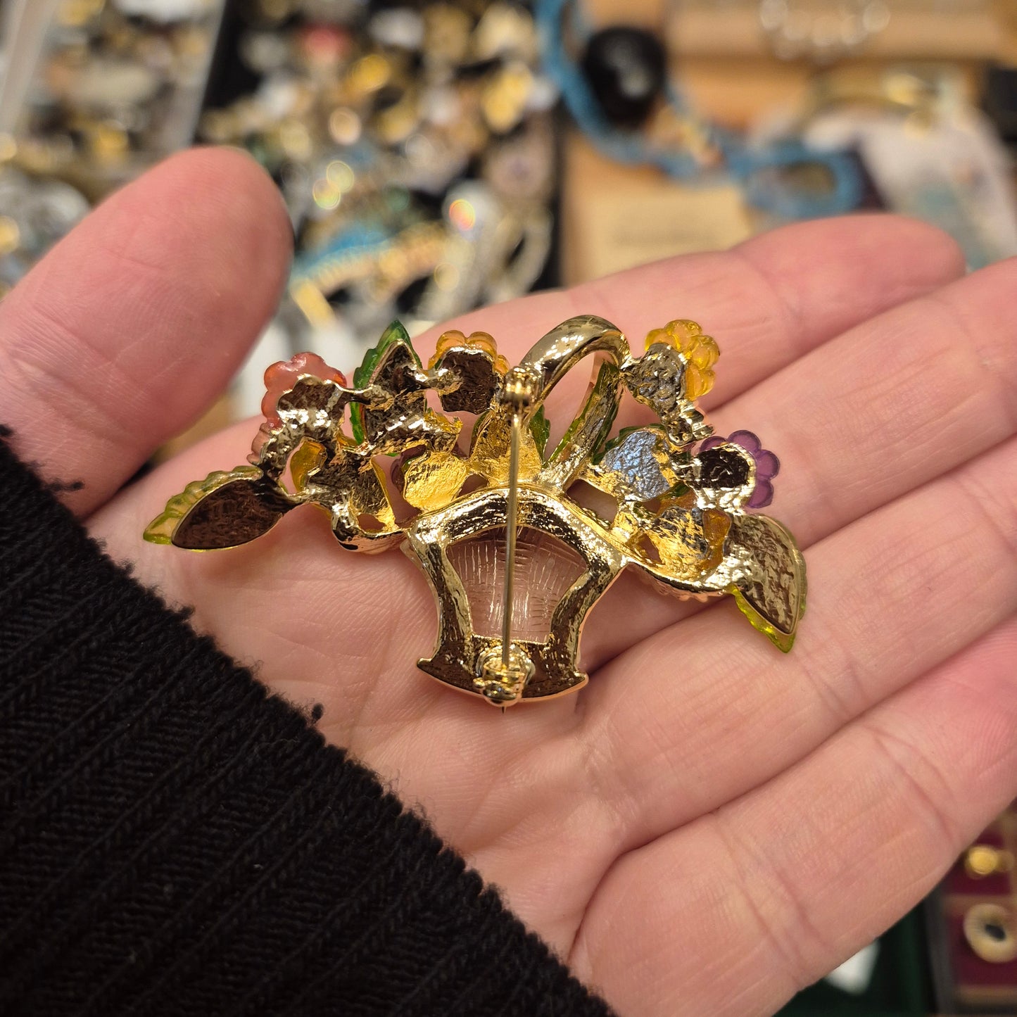 Große Statement Brosche / Blumenbouquet Modeschmuck