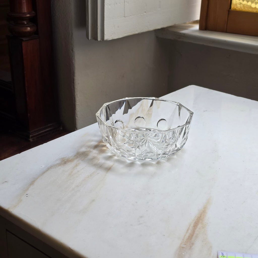 Vintage Reims France Glasschale - Dessertschale – Facettiertes Kristallglas-Design