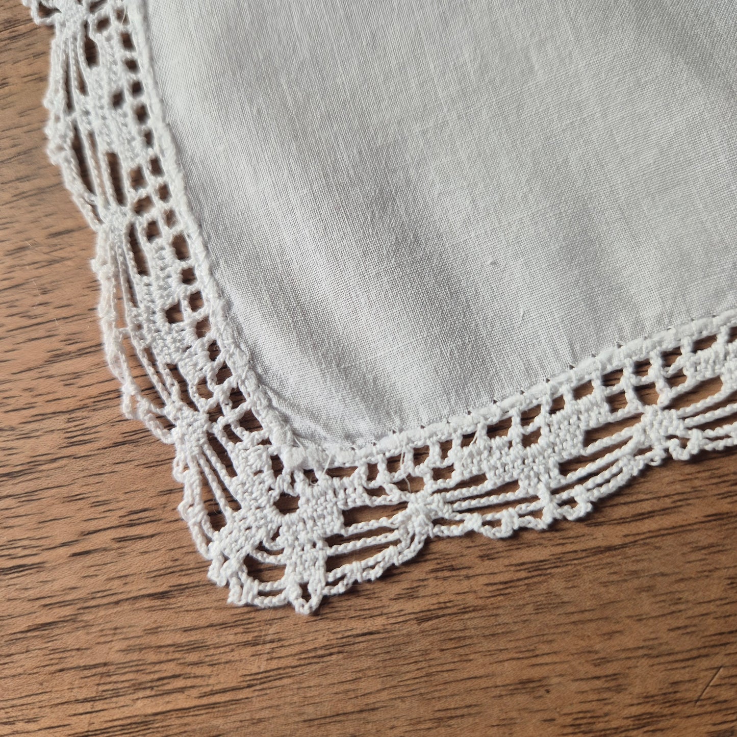 Vintage Serviette Stoff Einstecktuch 29x29cm Baumwolle (leichter Fleck)