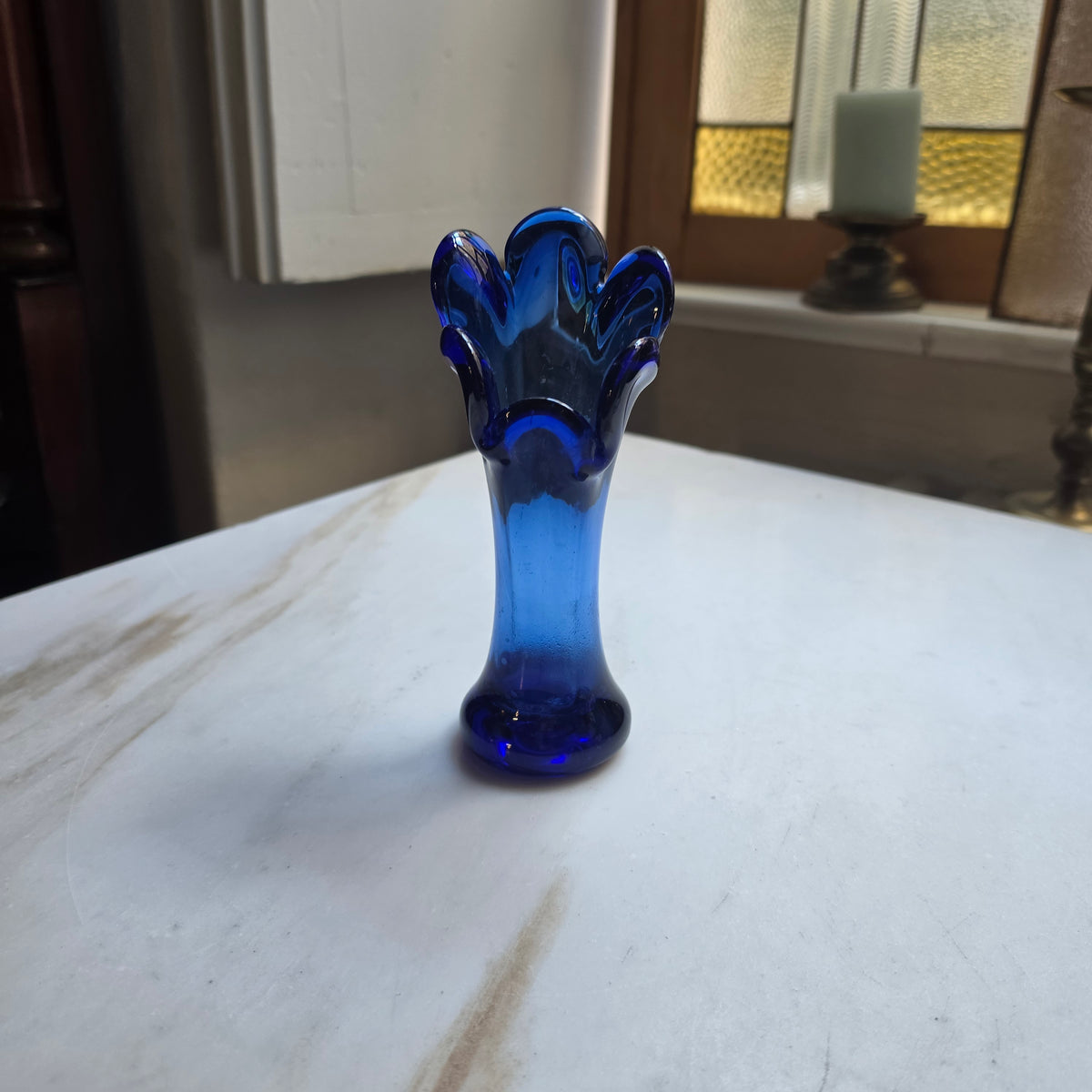 Vintage Blauglas Vase im Finger- / Blüten-Design – Mundgeblasen & Handgefertigt