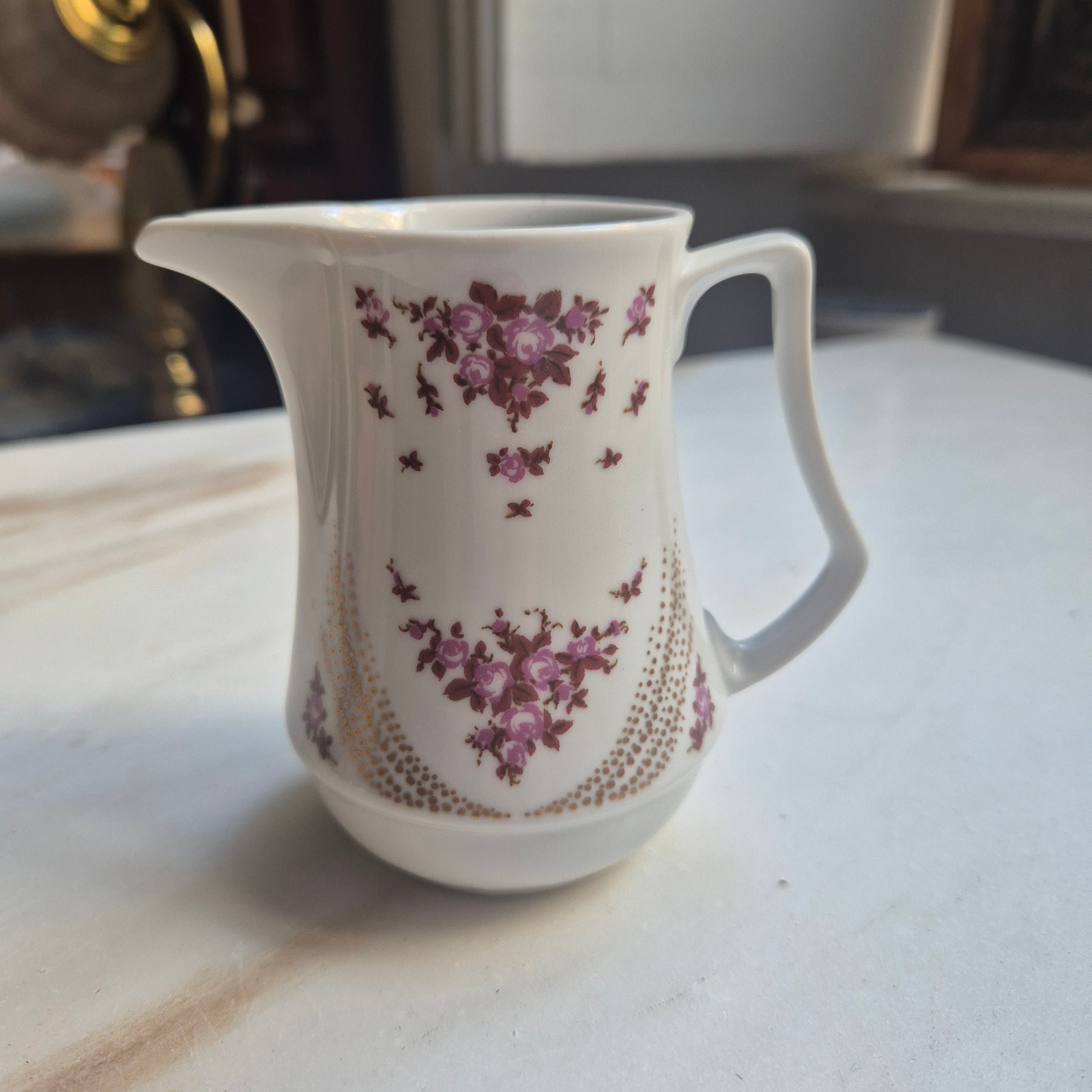 Antikes kleines Milchkännchen von Jlmenau GDR Porzellan Germany