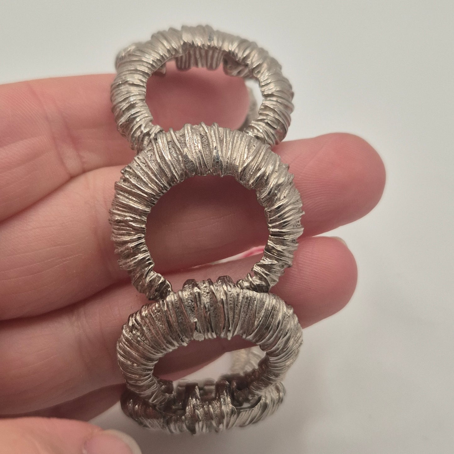 Silbernes Vintage Armband massiv Metall Statement 80er Jahre