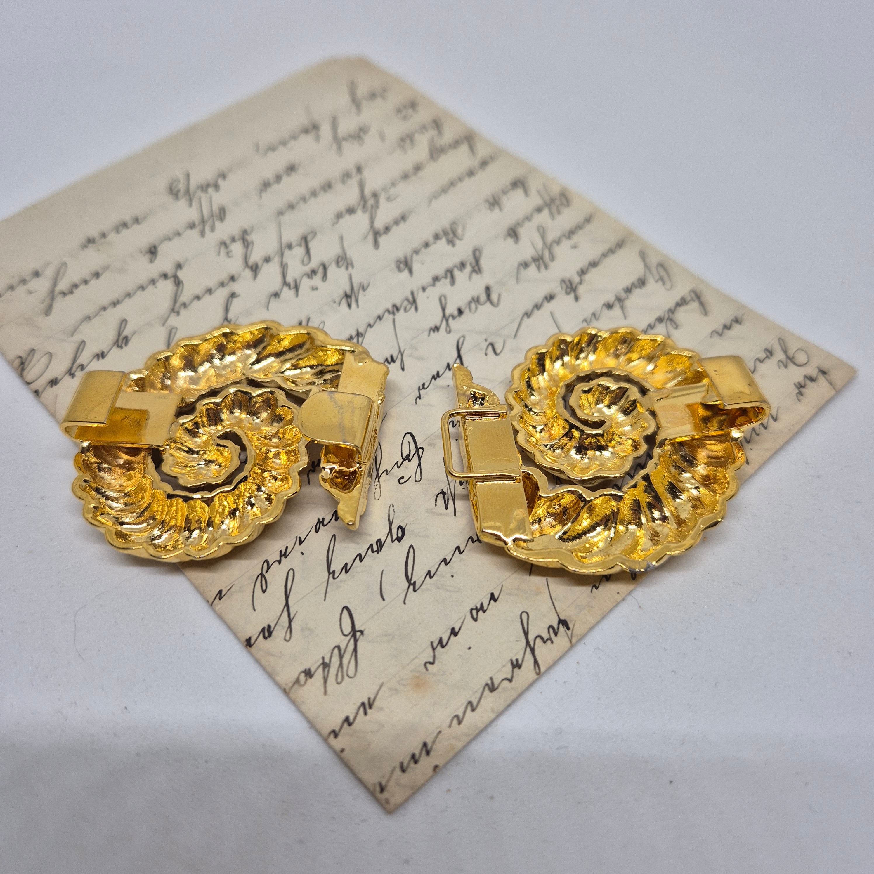 Vintage Gürtelschnalle 2-Teilig Trachtenschnalle Taillengürtel aus den 80ern-Handmade aus Berlin gold Schnecke Fossilmuster