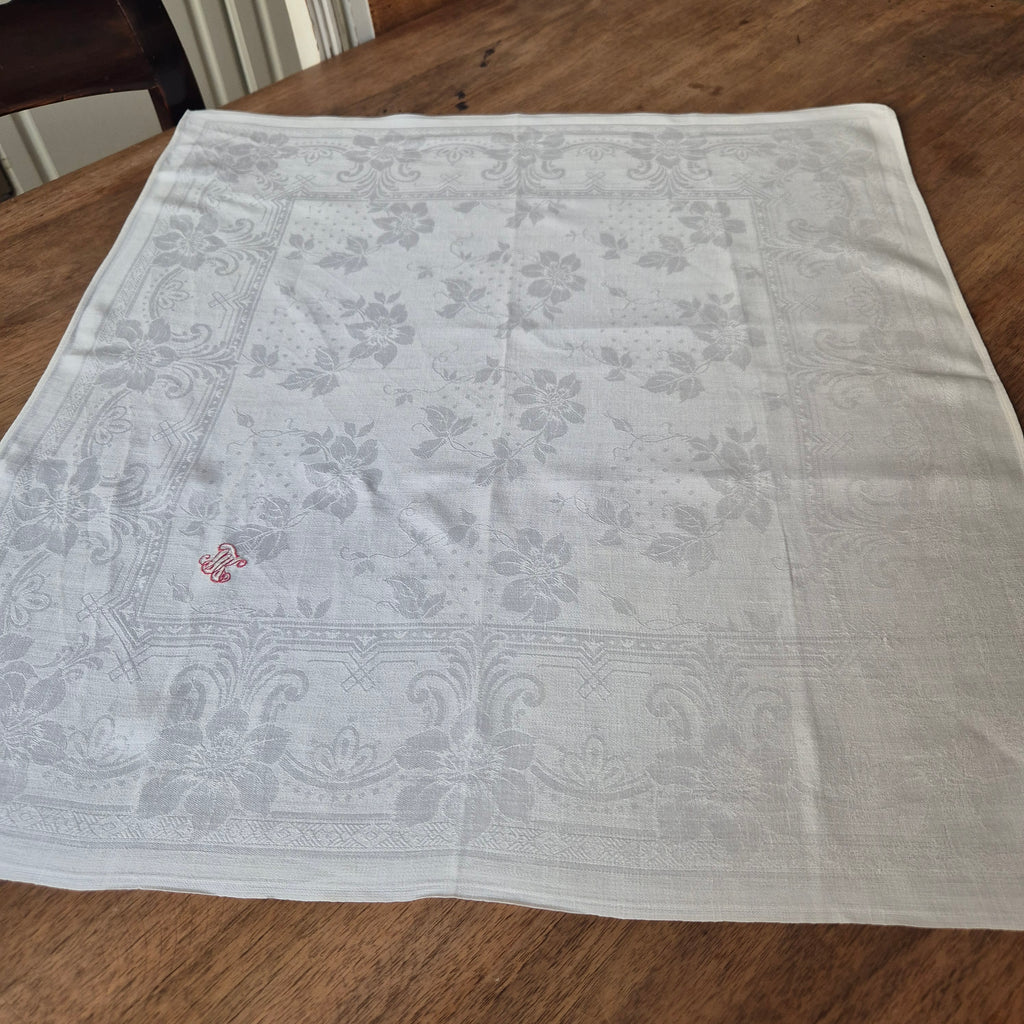Antike Jugendstil Serviette / Mitteldecke mit Monogramm M.K 50x60cm